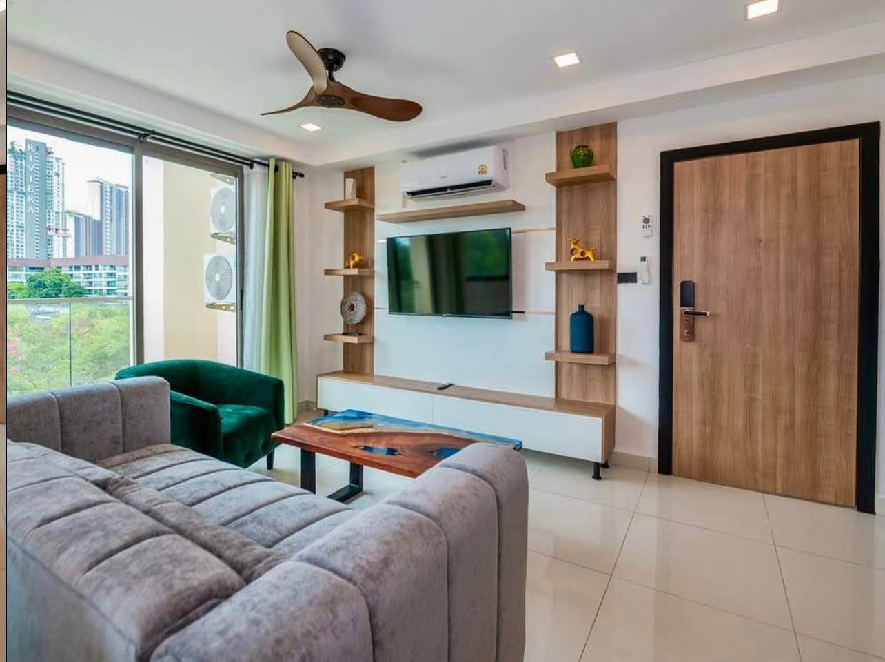 Laguna Beach Resort 2, 2 Bedroom 2 Bathroom Duplex For Sale photo 16