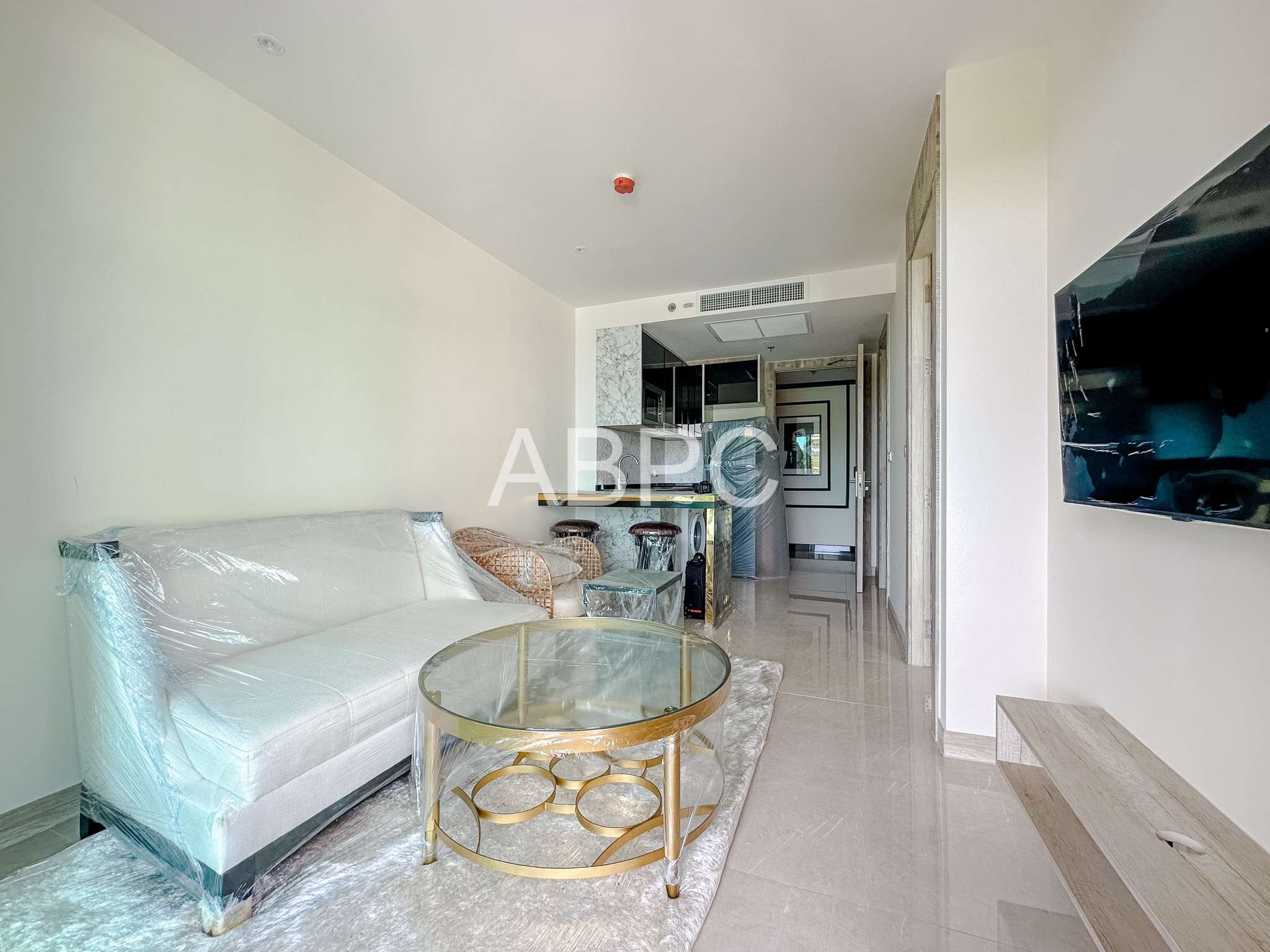 1 Bedroom Condo For Sale IN Najomtien photo 7