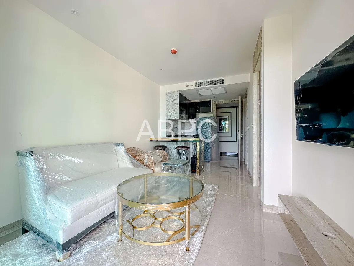 1 Bedroom Condo For Sale IN Najomtien photo 6