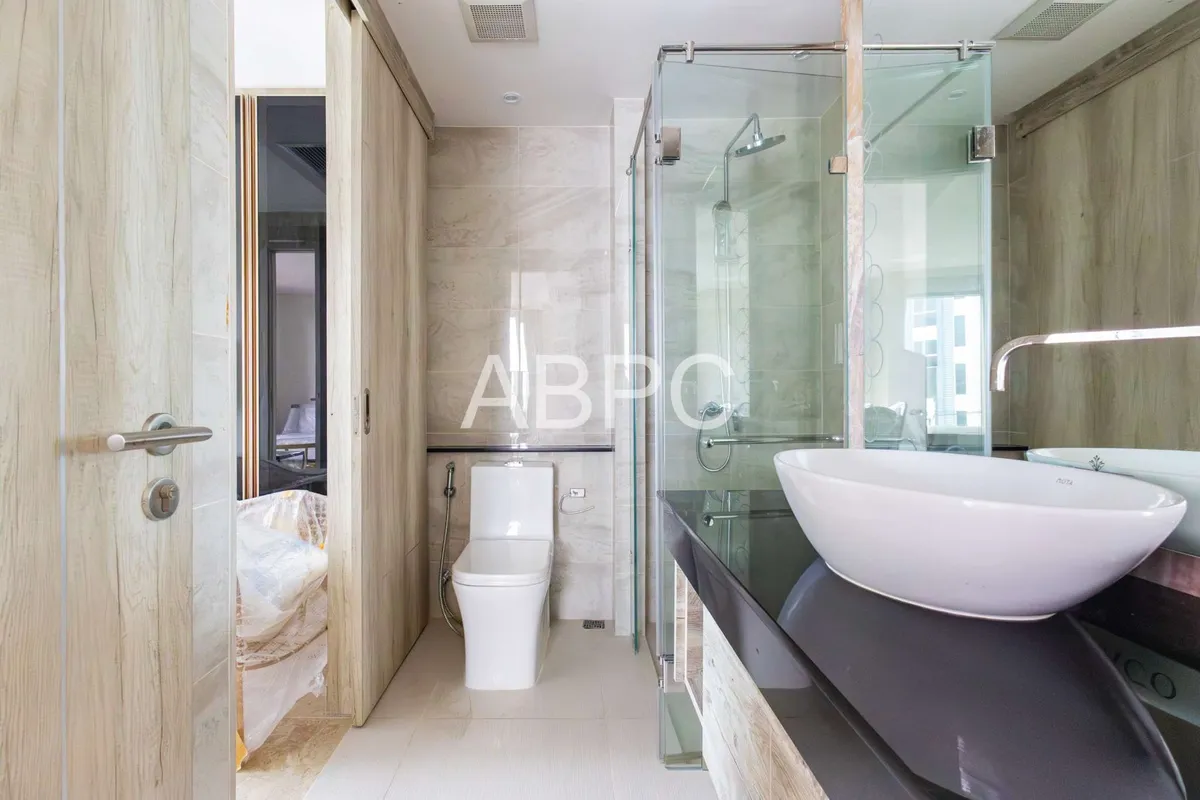 One Bedroom Condo For Sale in Najomtien photo 6