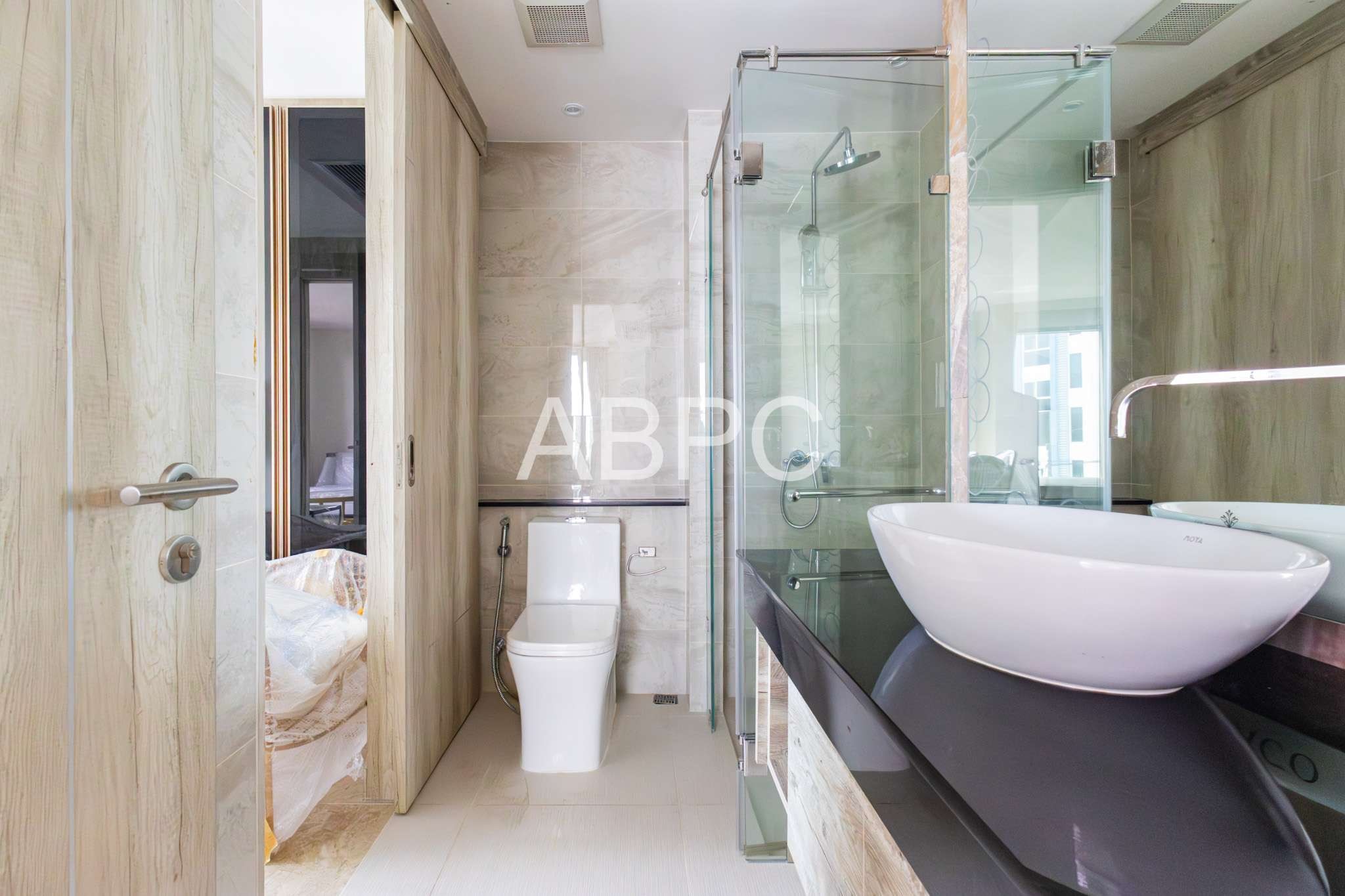 One Bedroom Condo For Sale in Najomtien photo 7