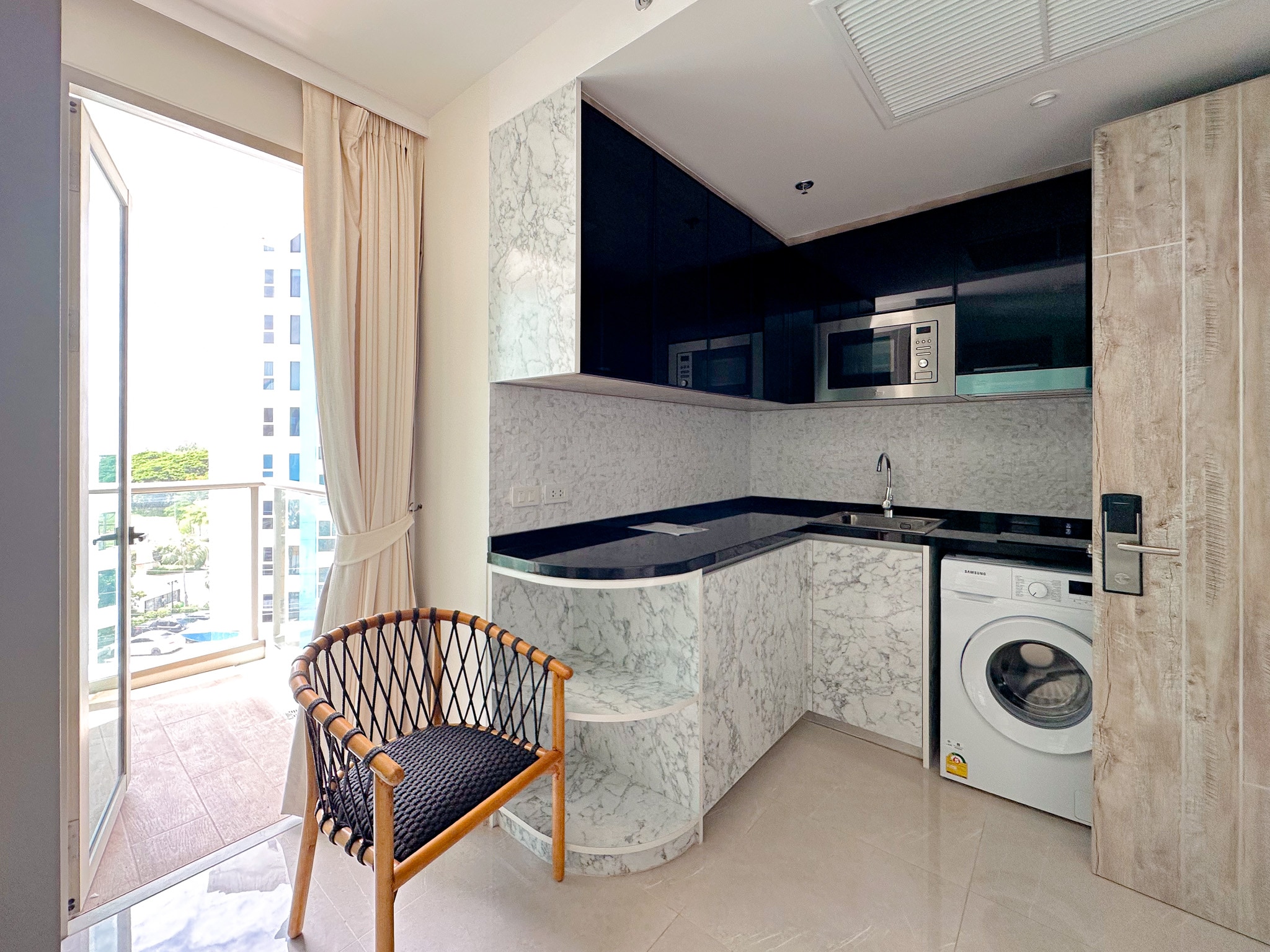 One Bedroom Condo For Sale In Riviera Monaco- Finance available photo 15