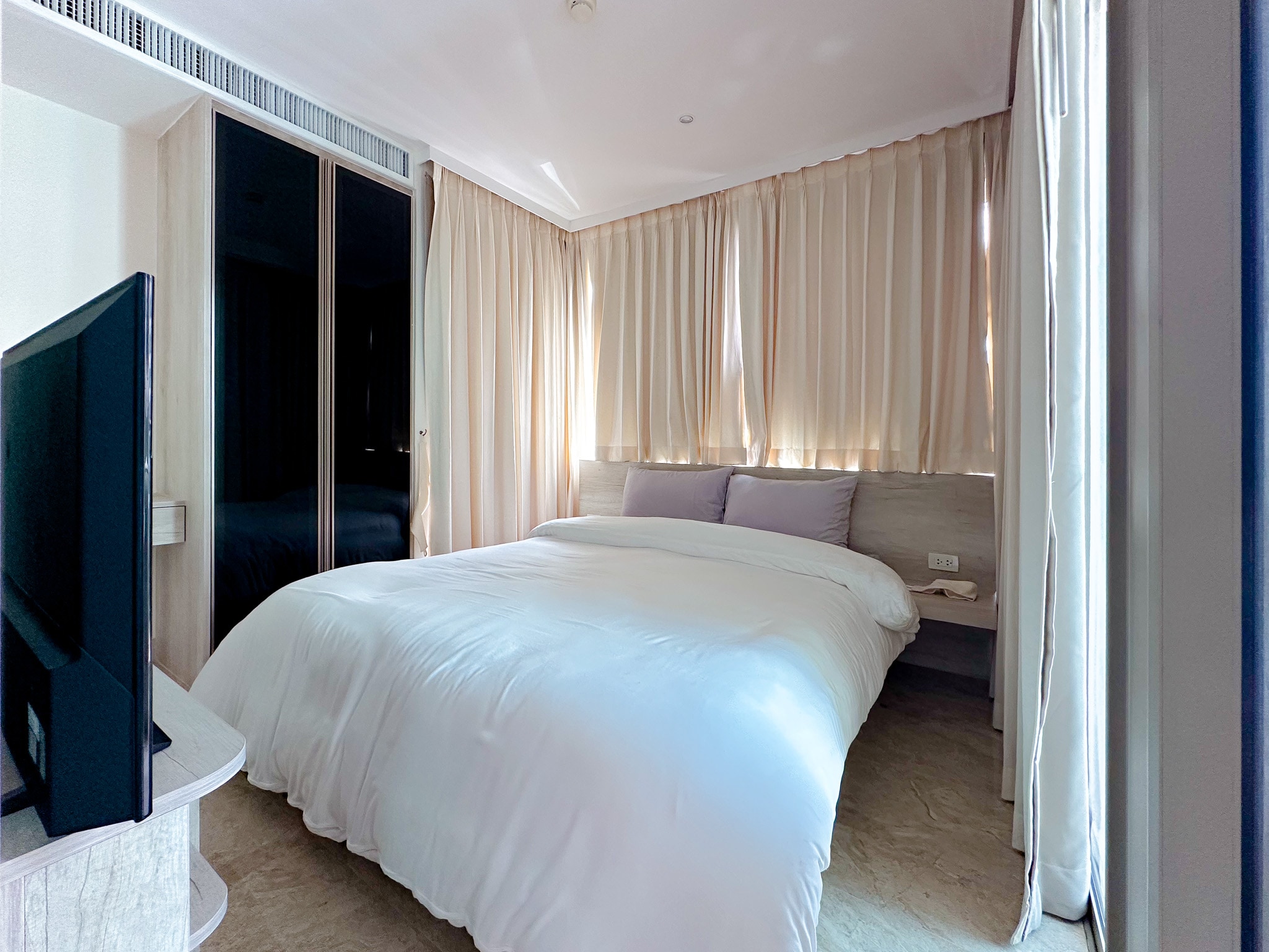 One Bedroom Condo For Sale In Riviera Monaco- Finance available photo 12