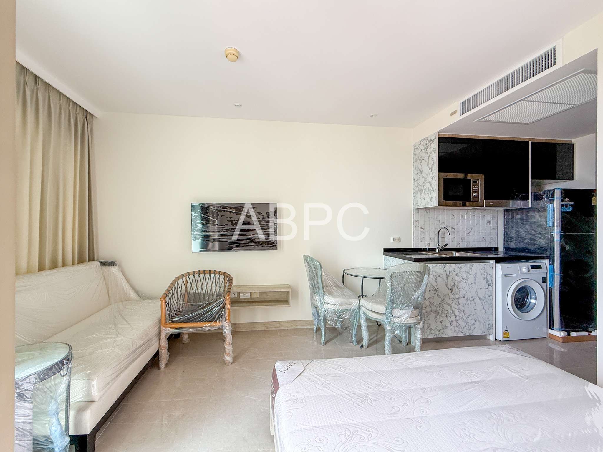 City View Condo For Sale In Na Jomtien Finance Available photo 3