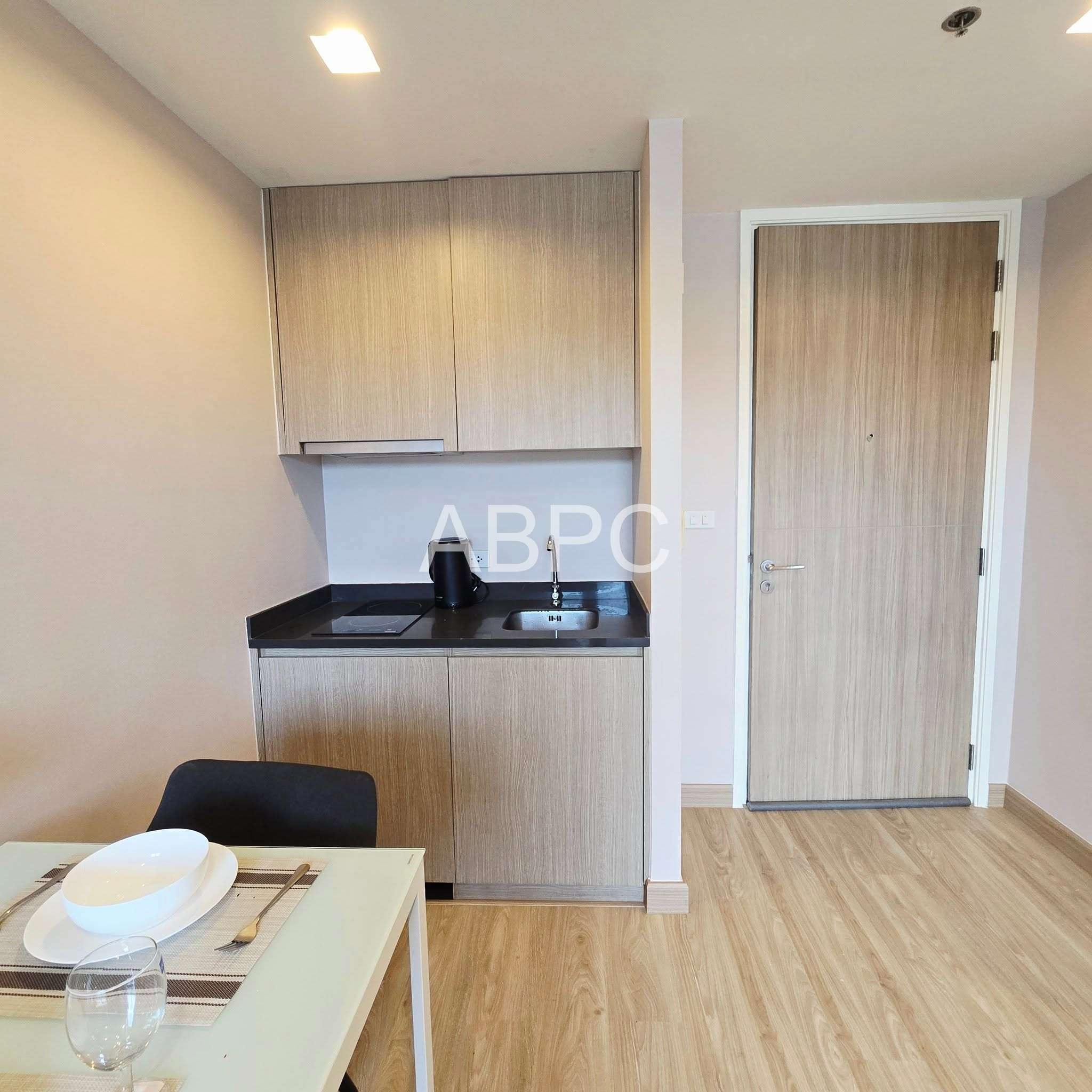Beautiful 1 bedroom 1 bathroom in South Pattaya for Sale photo 8
