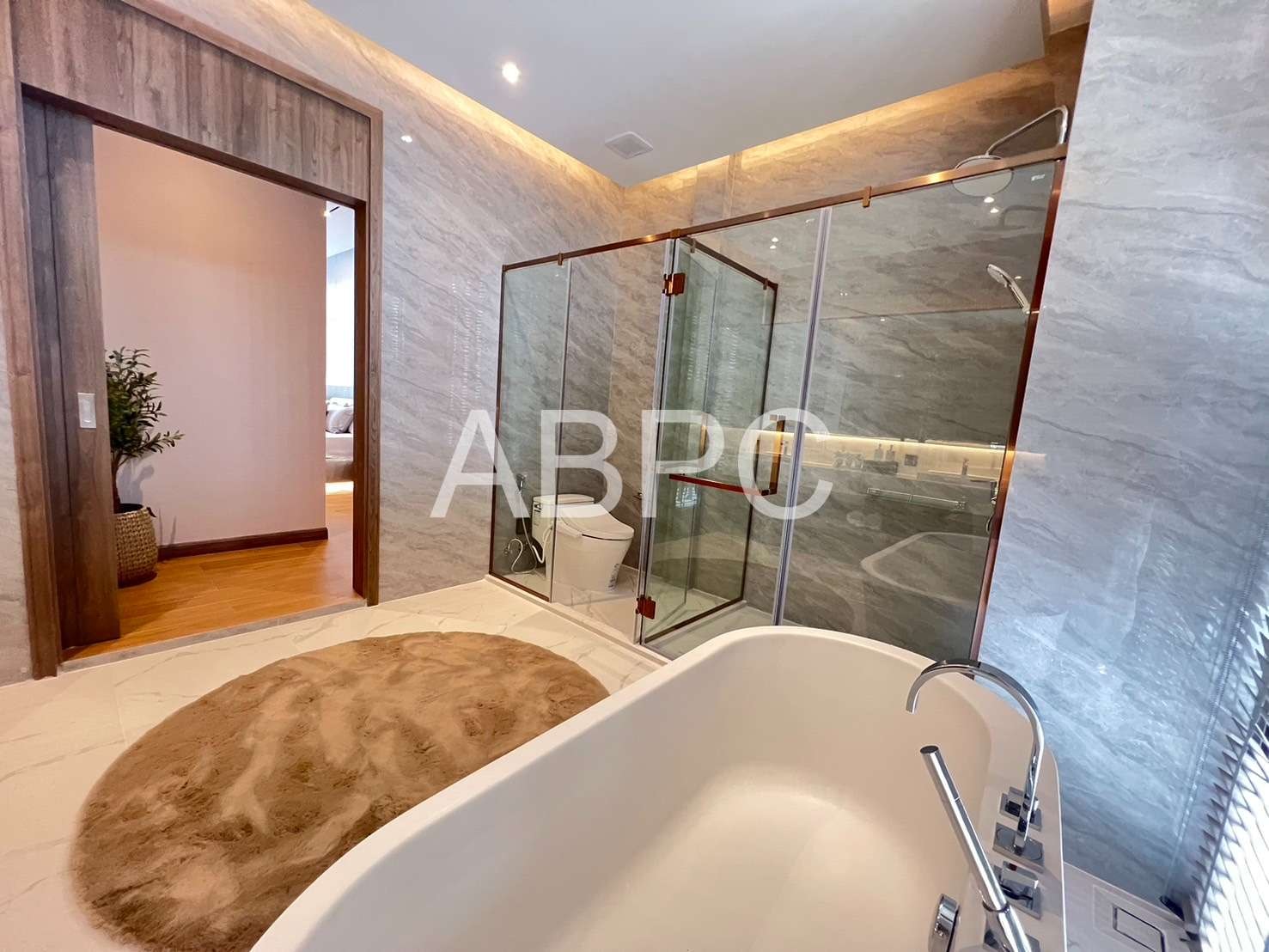 Luxury Pool Villa 4 Bed 5 Bath in Jomtien photo 15