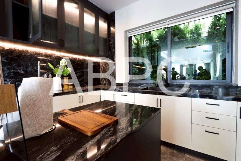 Luxury Pool Villa 6 bedrooms 9 bathrooms in Jomtien for Sale photo 12