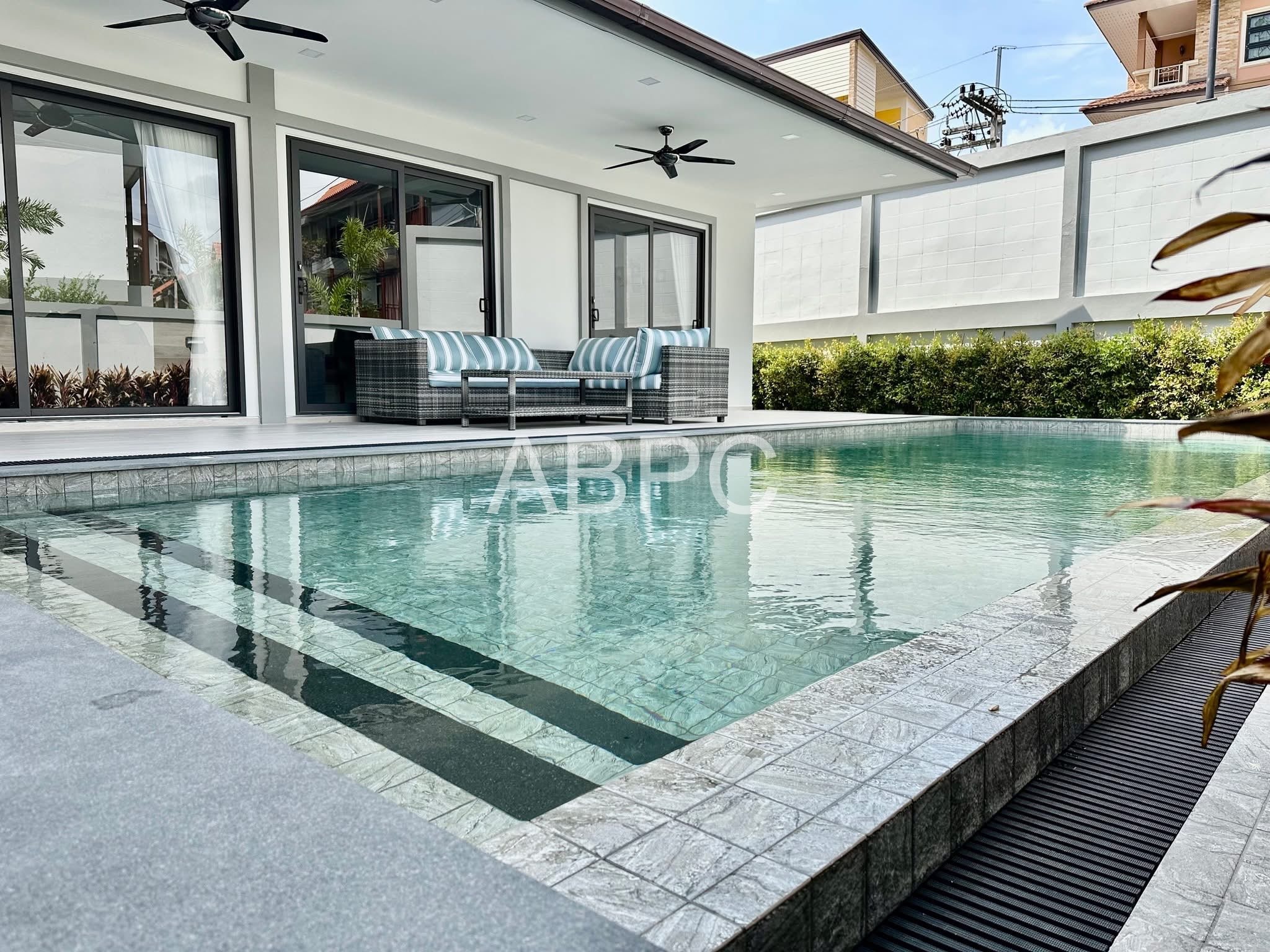 4 bedrooms 5 bathrooms Zensiri Midtown photo 12