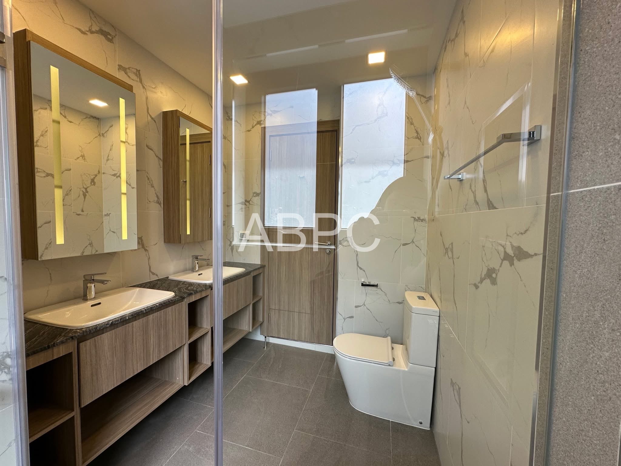 4 bedrooms 5 bathrooms Zensiri Midtown photo 17