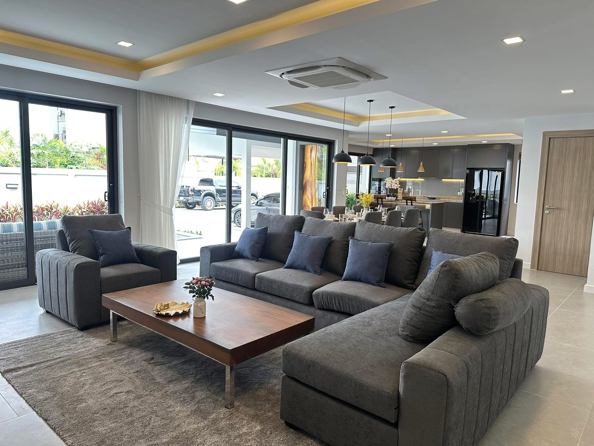 4 bedrooms 5 bathrooms Zensiri Midtown photo 38