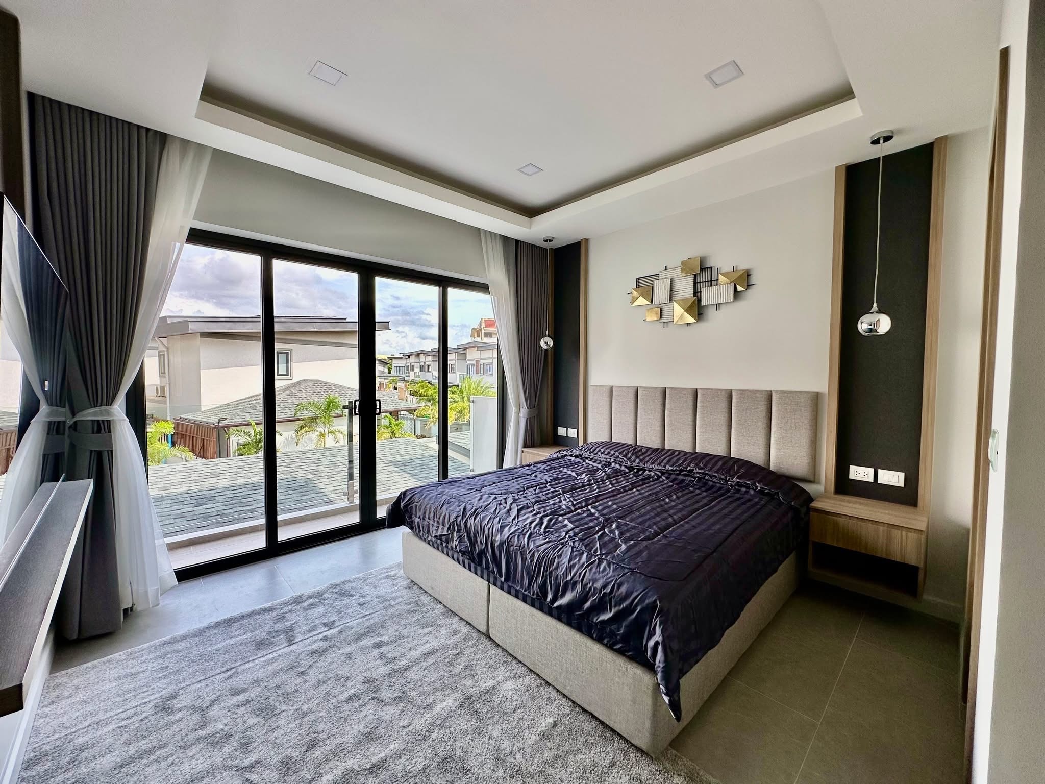 4 bedrooms 5 bathrooms Zensiri Midtown photo 43