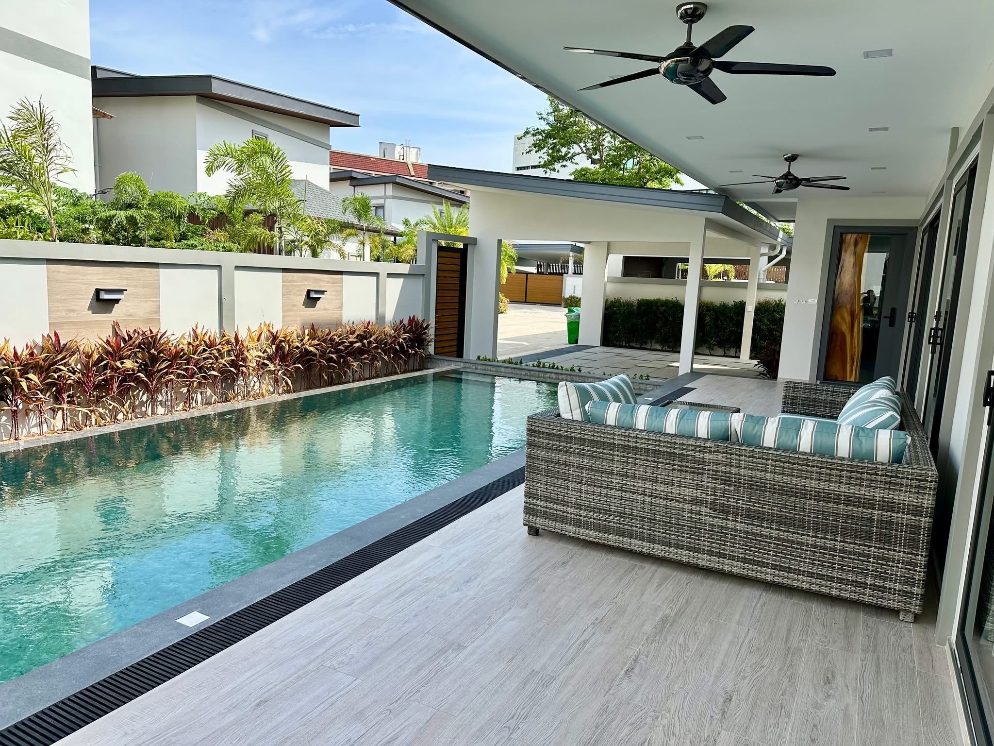 4 bedrooms 5 bathrooms Zensiri Midtown photo 27