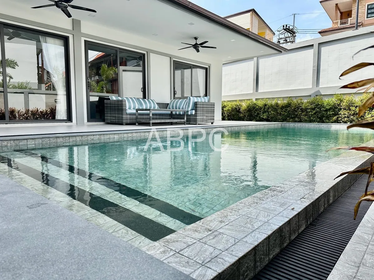 4 bedrooms 5 bathrooms Zensiri Midtown photo 12