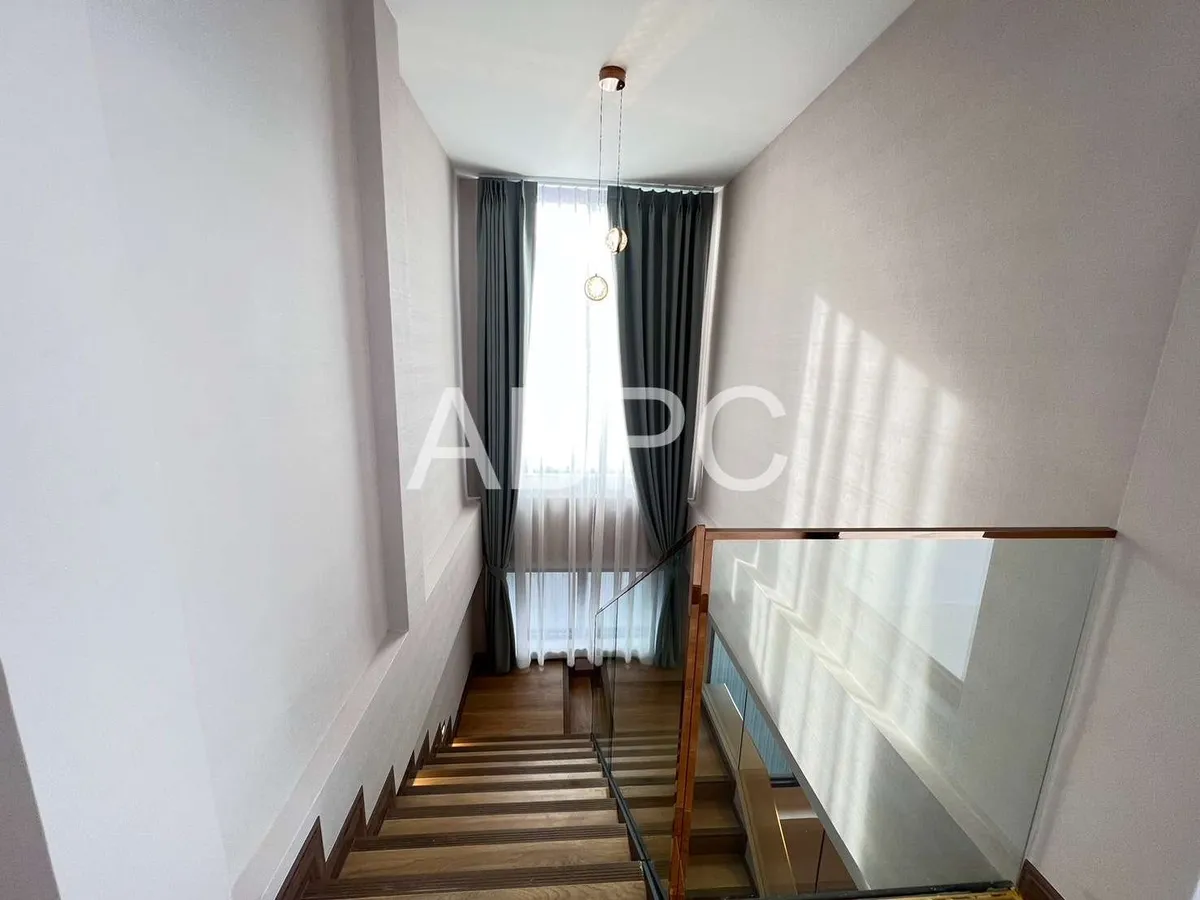Luxyry Pool villa 4Th Floor 4 Bedrooms 5 Bathrooms in Jomtien photo 18