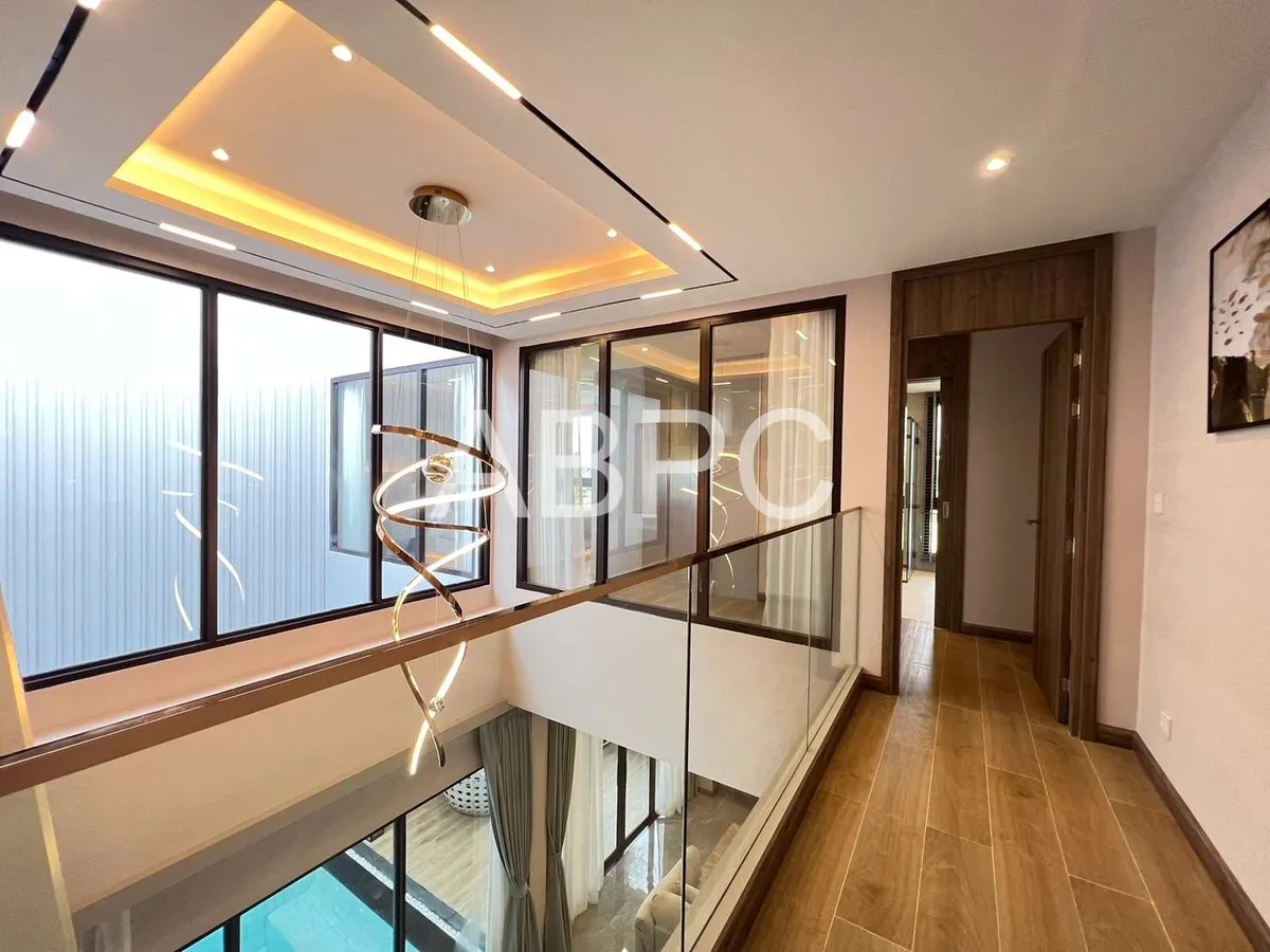 Luxyry Pool villa 4Th Floor 4 Bedrooms 5 Bathrooms in Jomtien photo 6