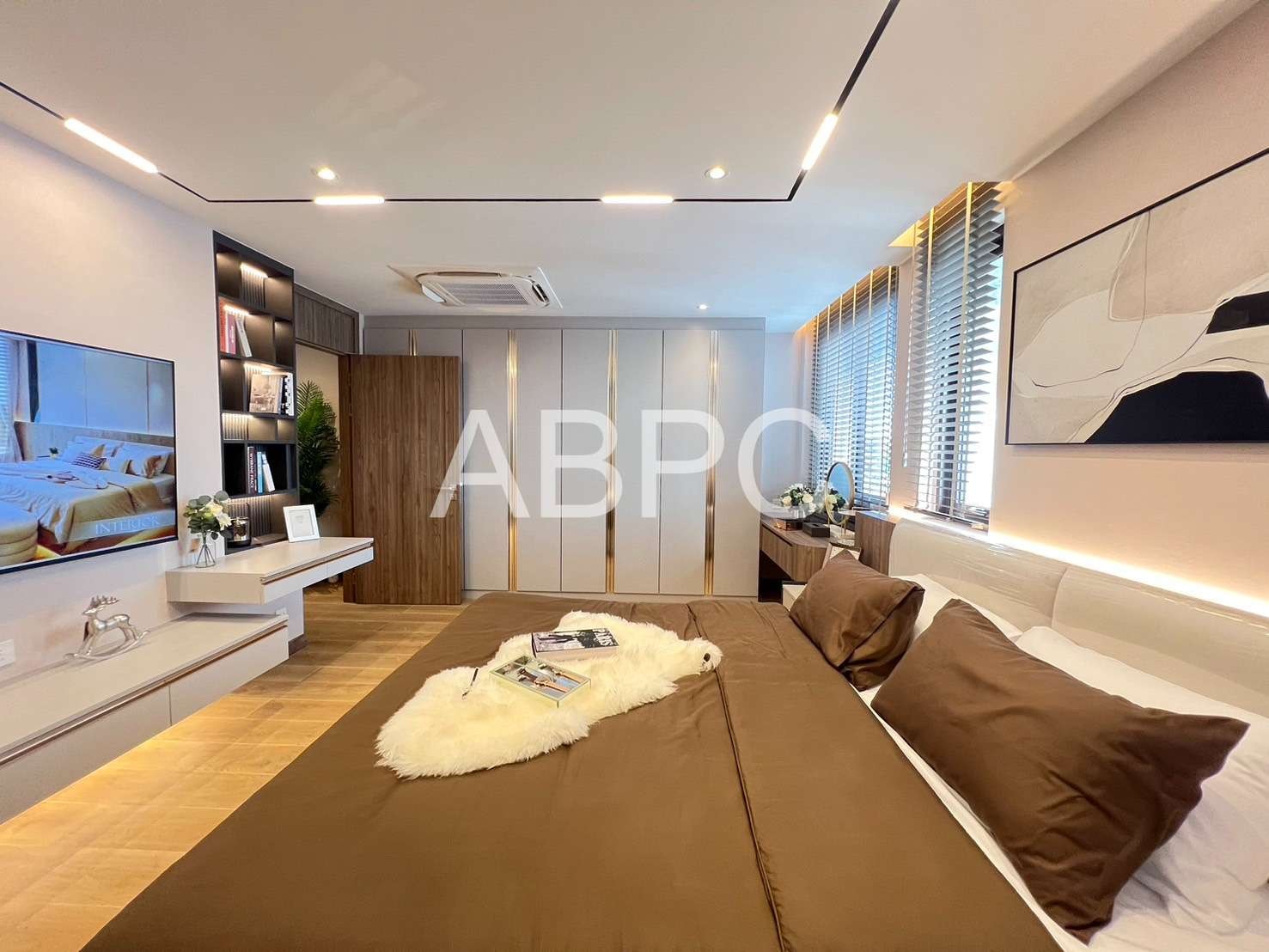 Luxyry Pool villa 4Th Floor 4 Bedrooms 5 Bathrooms in Jomtien photo 22