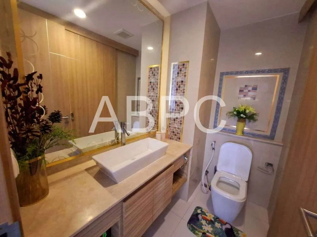 Riviera Wong Amat photo 9