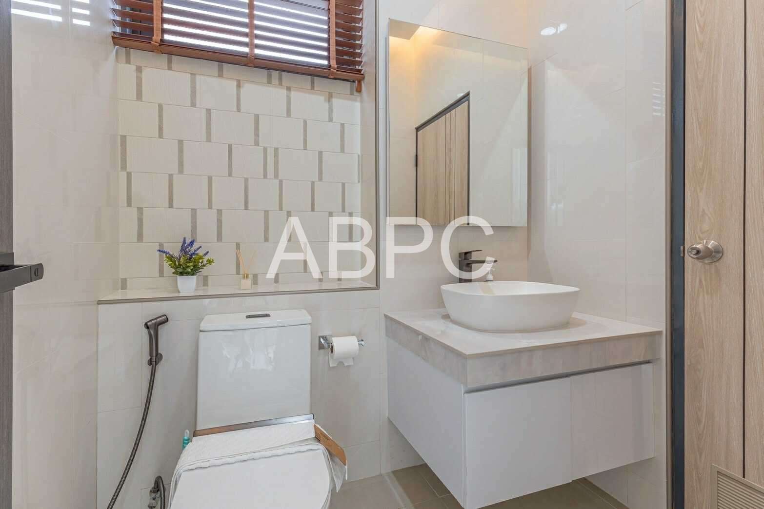 Modern style Single house Pool villa, Prime location in the heart of Central Pattaya photo 4