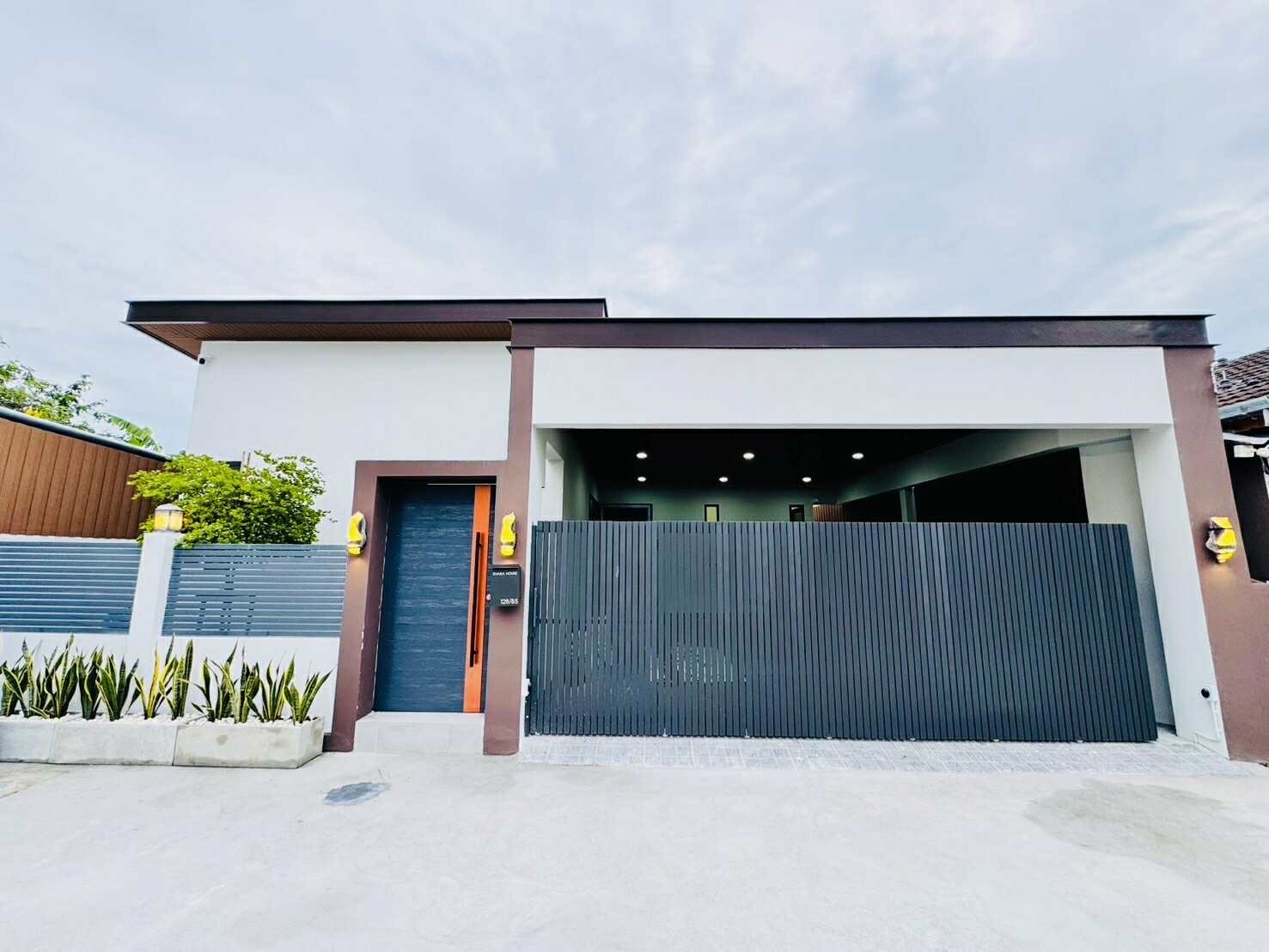 Modern style Single house Pool villa, Prime location in the heart of Central Pattaya photo 22