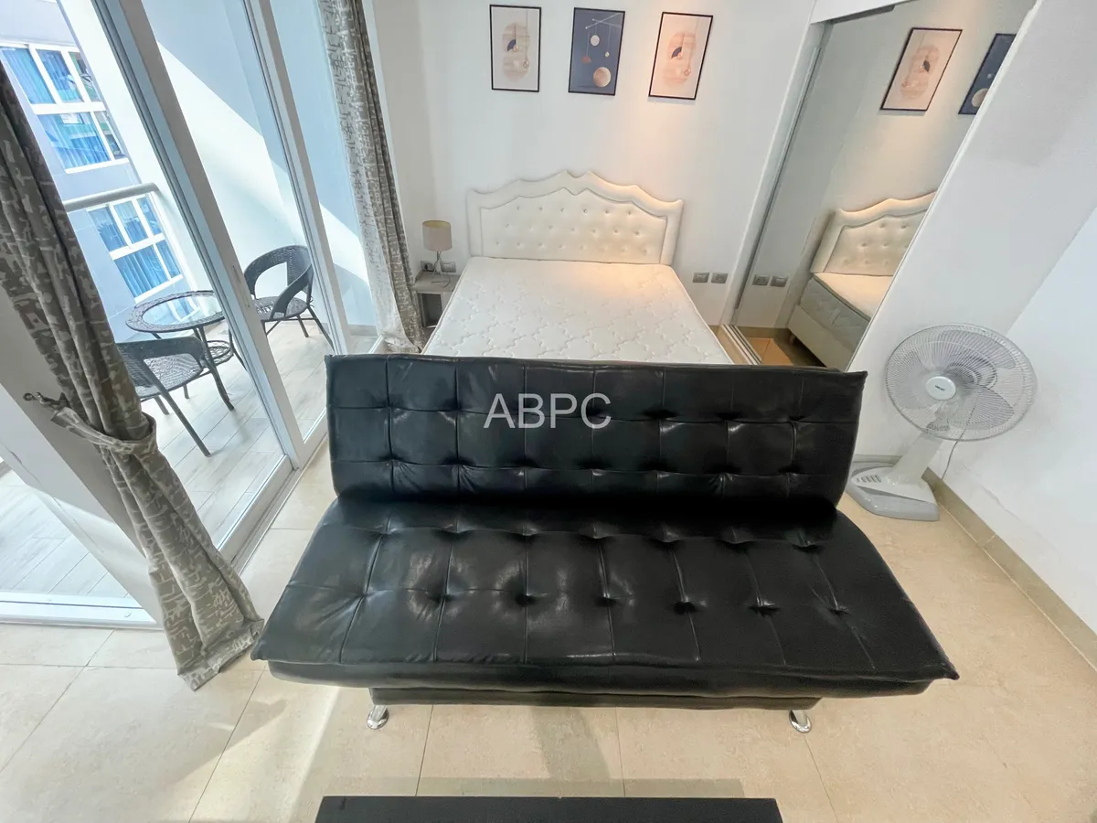 Centara Avenue Studio For Rent photo 11