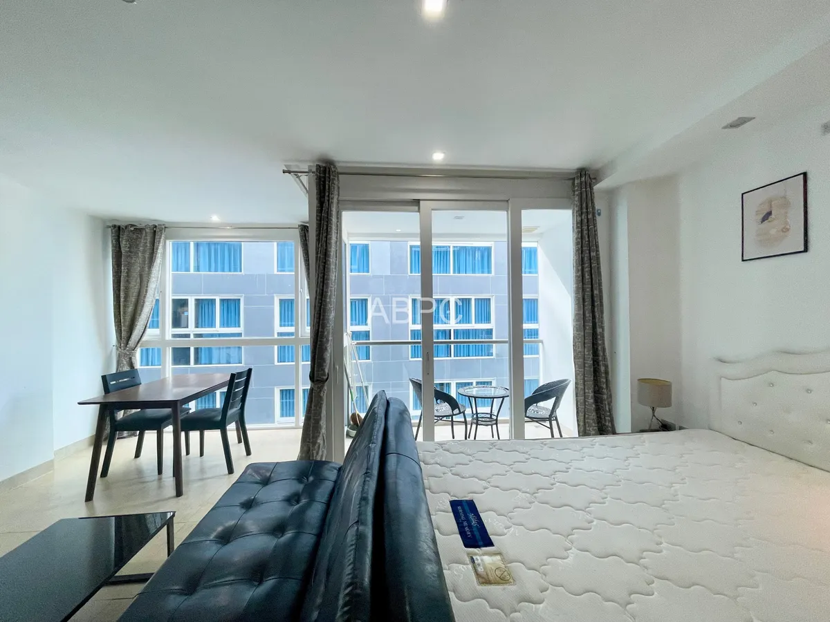 Centara Avenue Studio For Rent photo 12