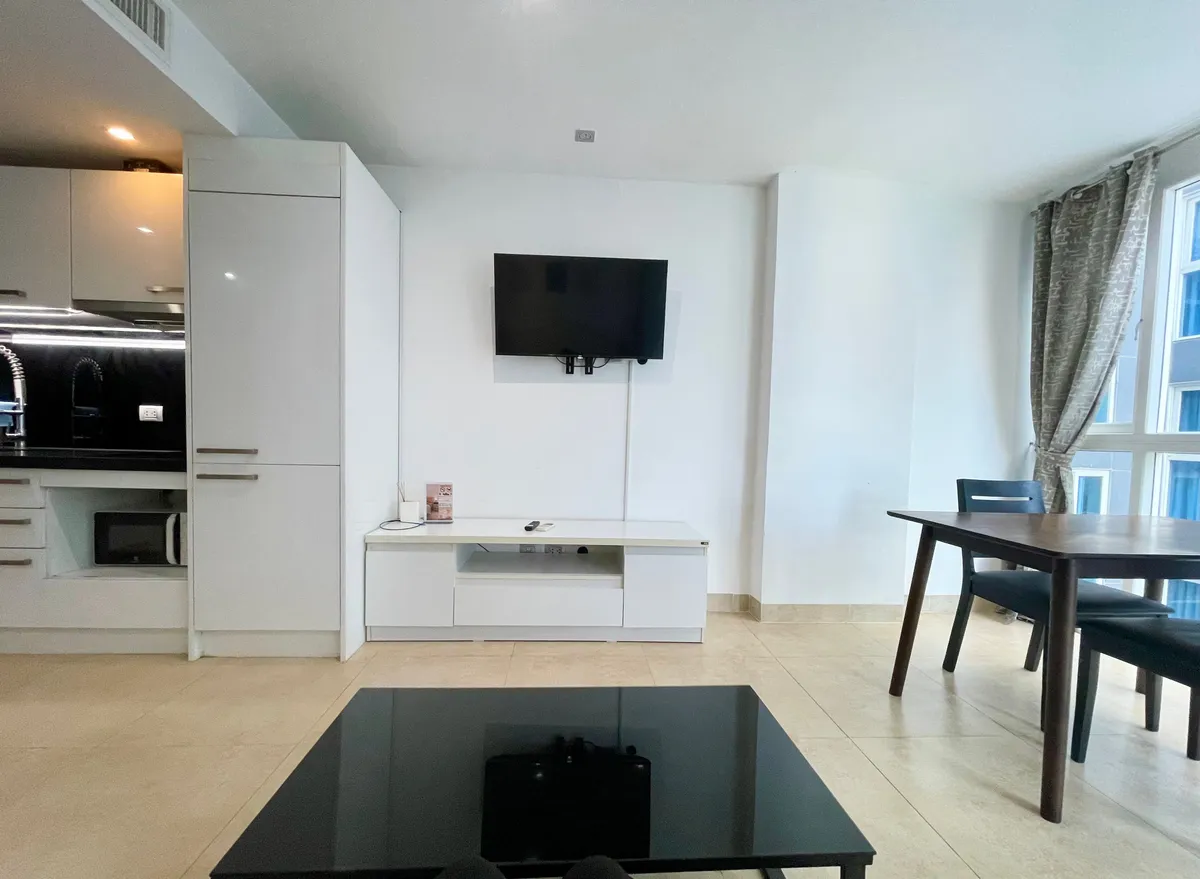 Centara Avenue Studio For Rent photo 19