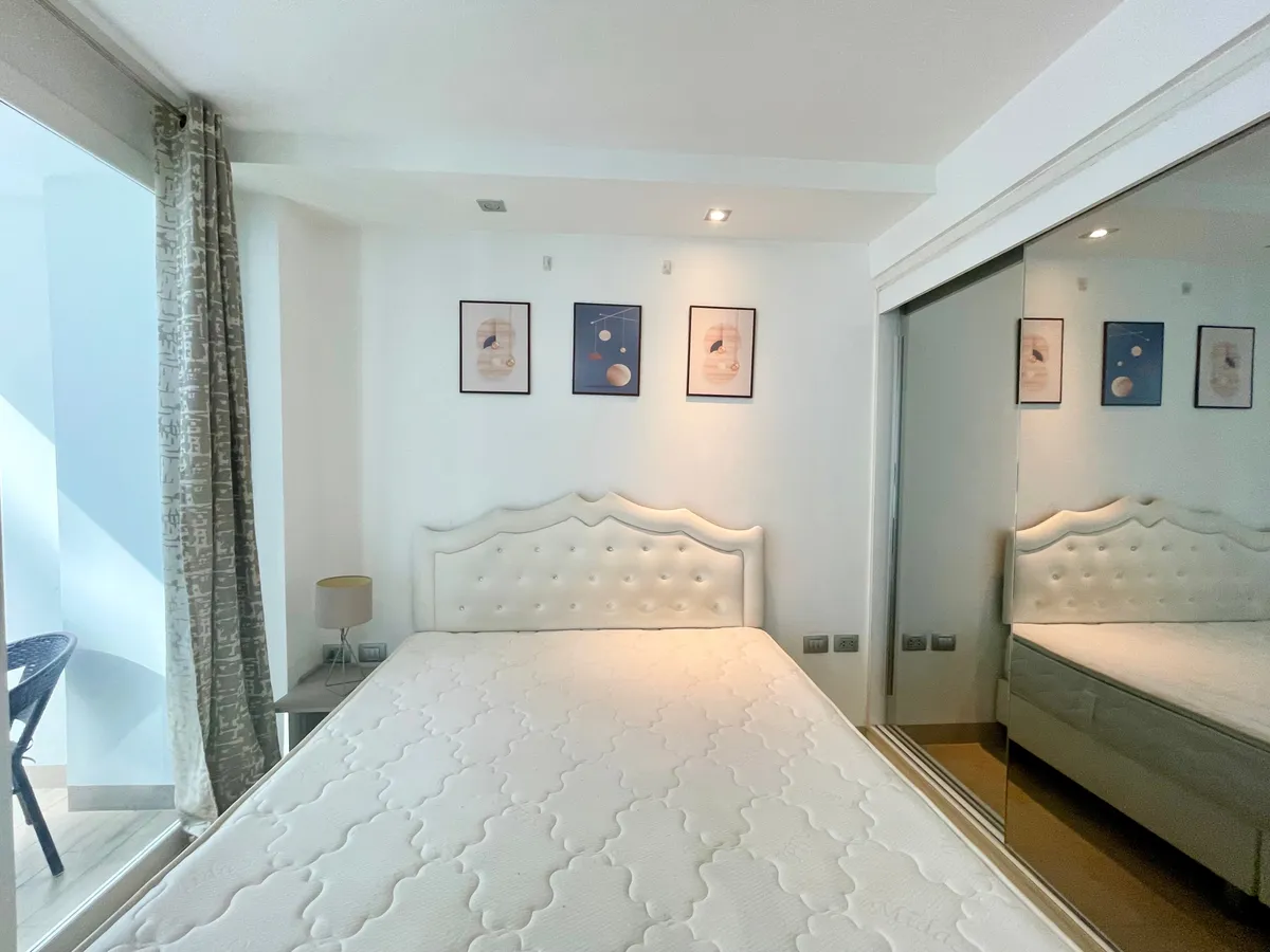 Centara Avenue Studio For Rent photo 22