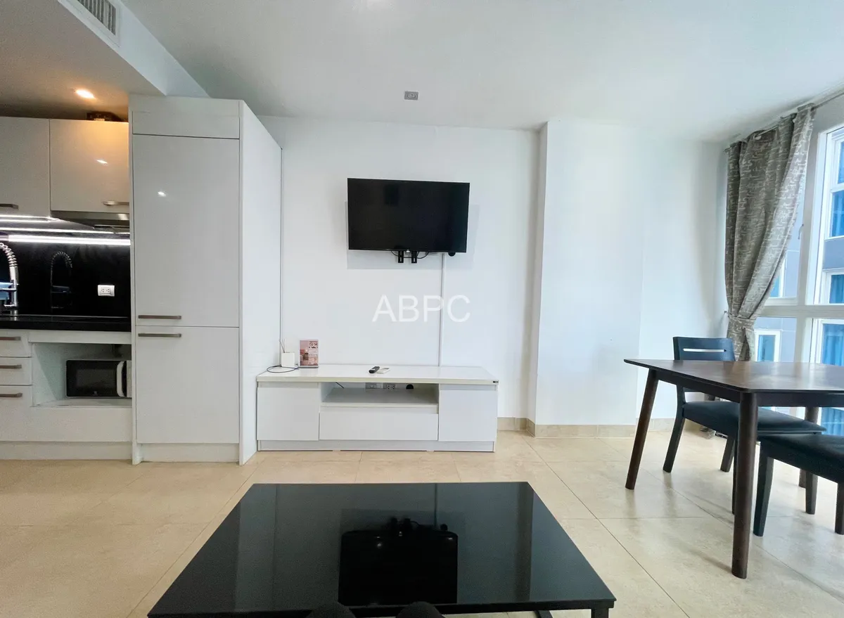 Centara Avenue Studio For Rent photo 8