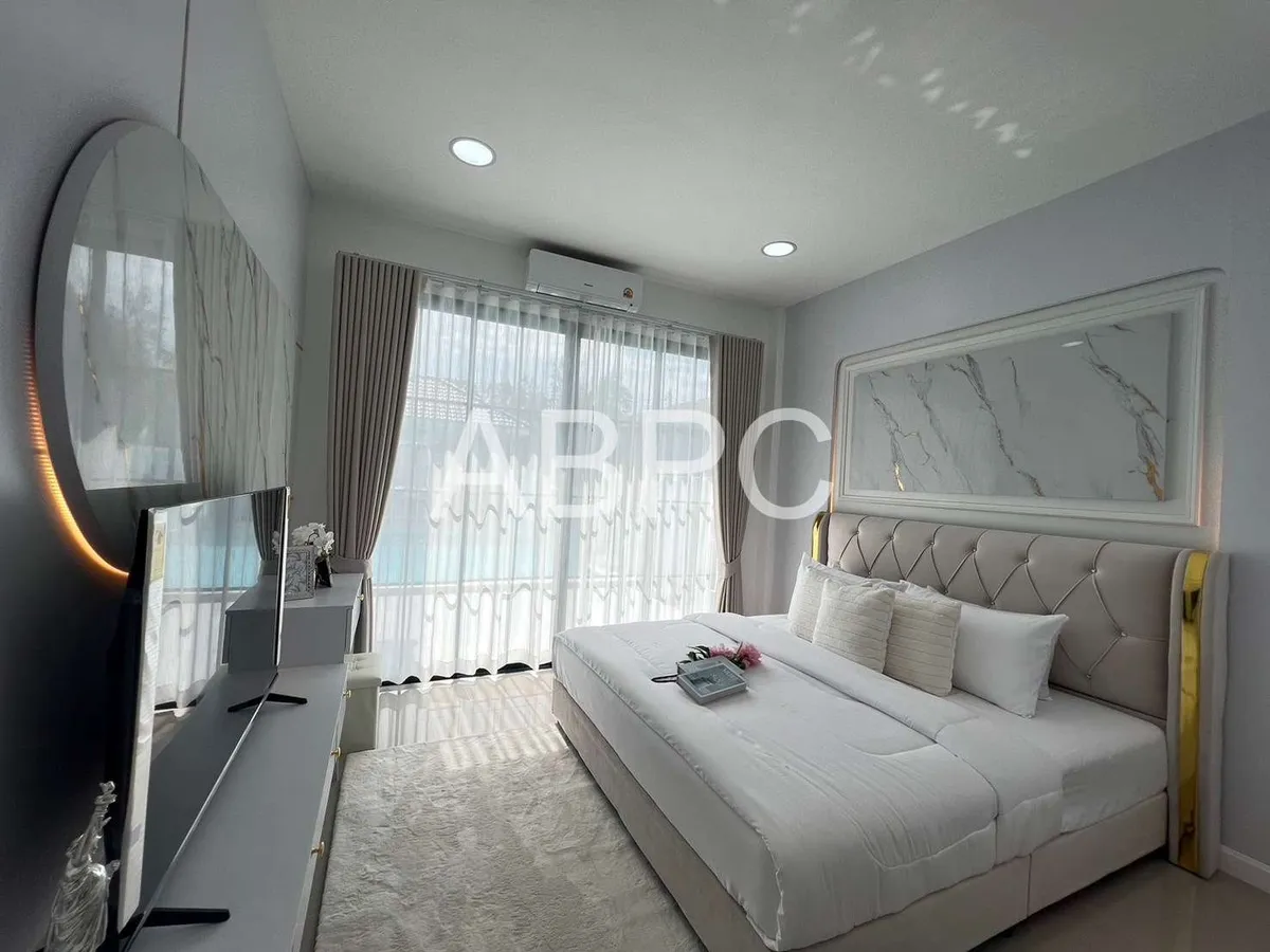 Moden Pool Villa 3 Bedrooms 3 Bathrooms in East Pattaya photo 12