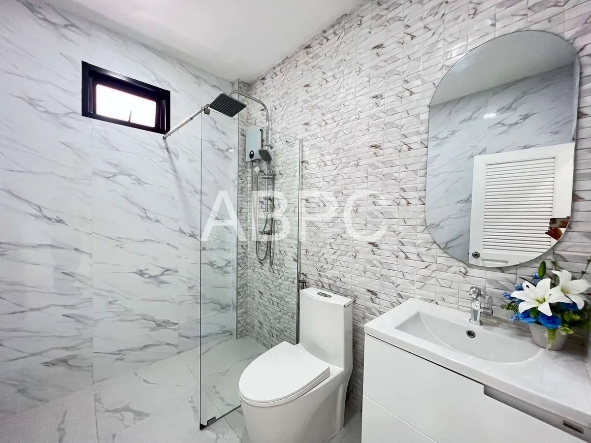 Moden Pool Villa 3 Bedrooms 3 Bathrooms in East Pattaya photo 15