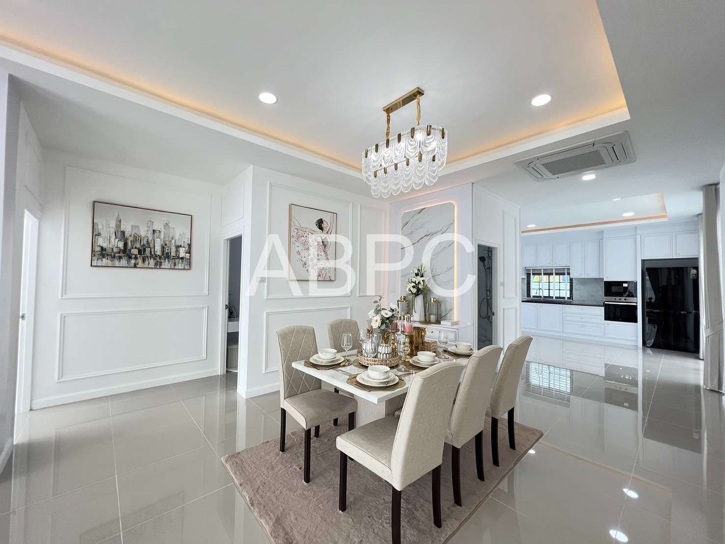 Moden Pool Villa 3 Bedrooms 3 Bathrooms in East Pattaya photo 17