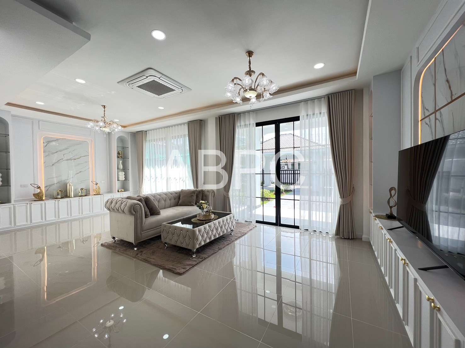 Moden Pool Villa 3 Bedrooms 3 Bathrooms in East Pattaya photo 21
