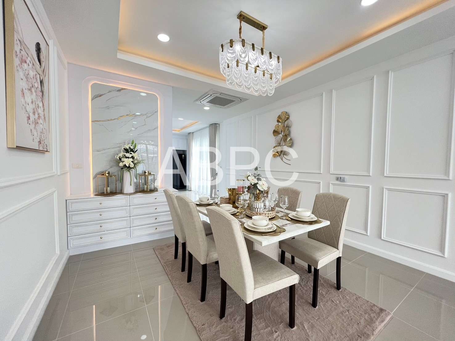 Moden Pool Villa 3 Bedrooms 3 Bathrooms in East Pattaya photo 4