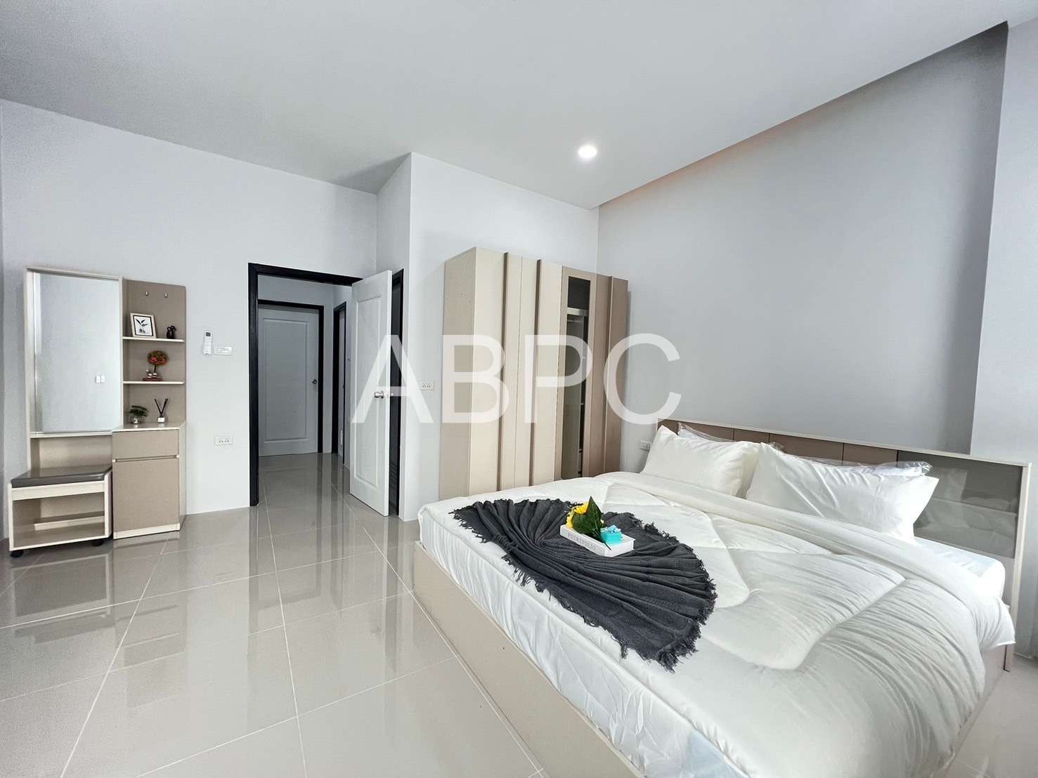 Brand New Modern 2 Bed 3 Bath Townhouse In East Pattaya photo 6