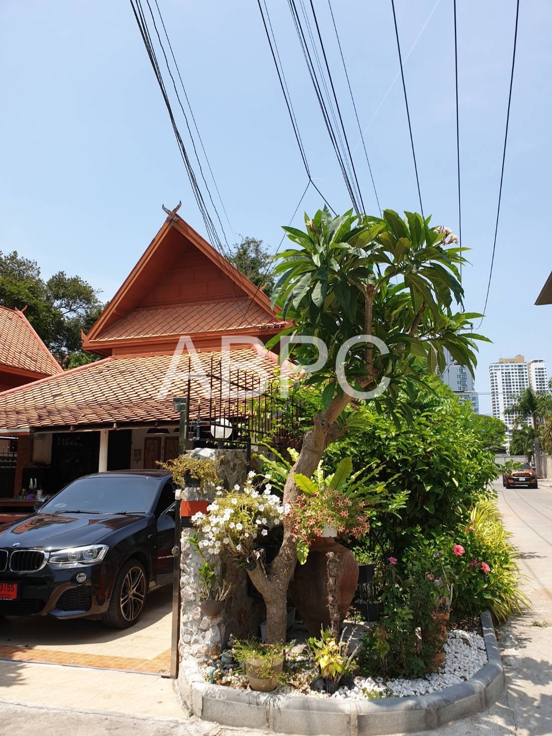 3 Bed Pool Villa in Pratumnak For Sale photo 12