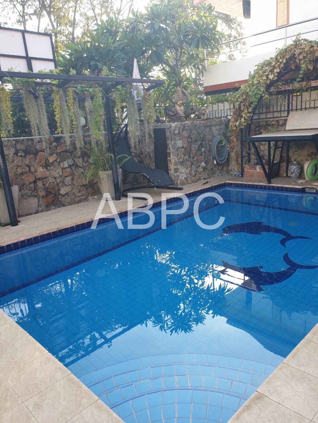 3 Bed Pool Villa in Pratumnak For Sale photo 11