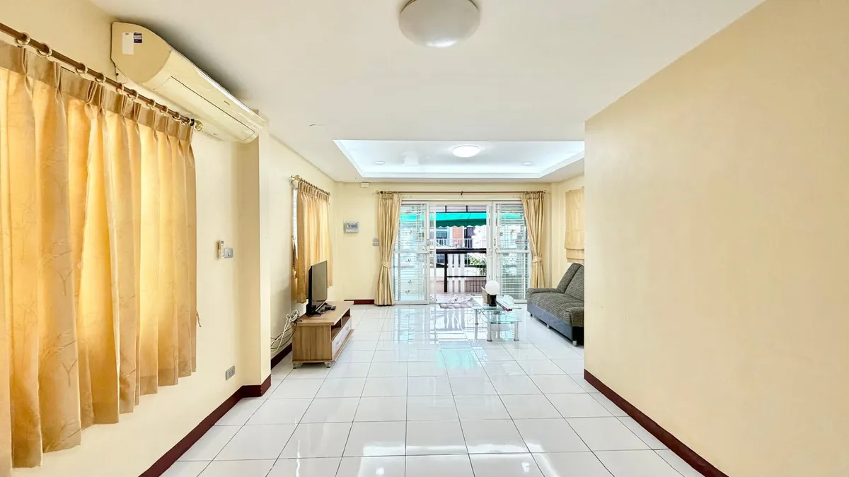 2 Bed Room House For Rent In East Pattaya photo 18