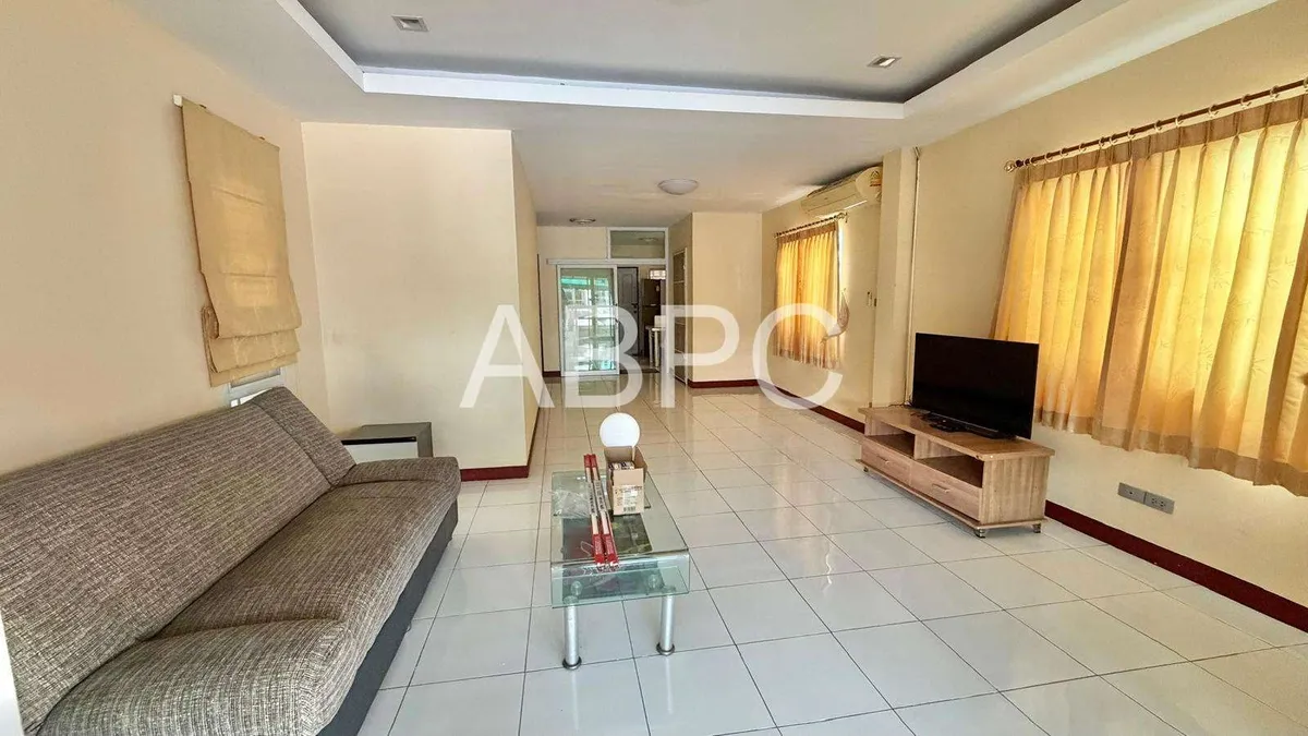 2 Bed Room House For Rent In East Pattaya photo 9