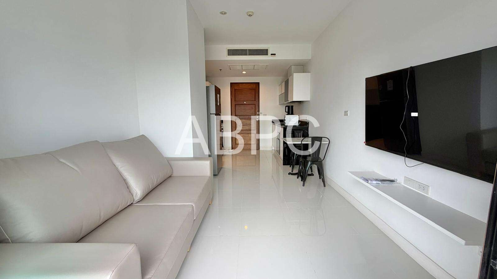 City View One Bedroom Condo For Rent In Prahtamnak photo 4