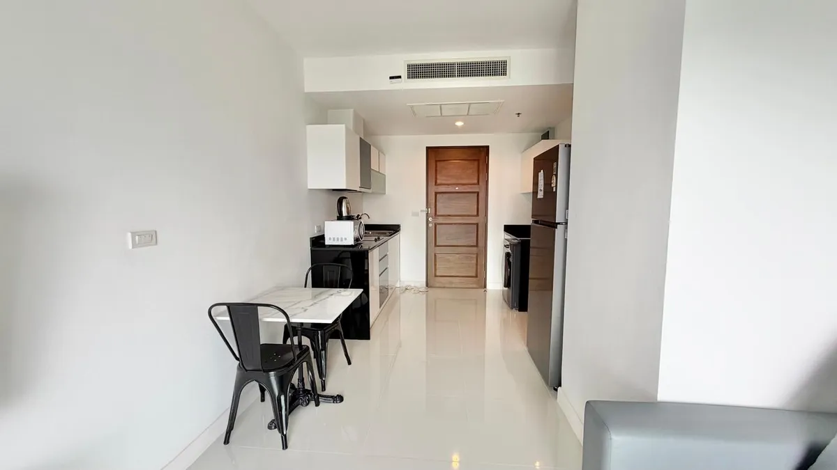 One Bedroom Condo For Rent In Prahtamnak photo 18