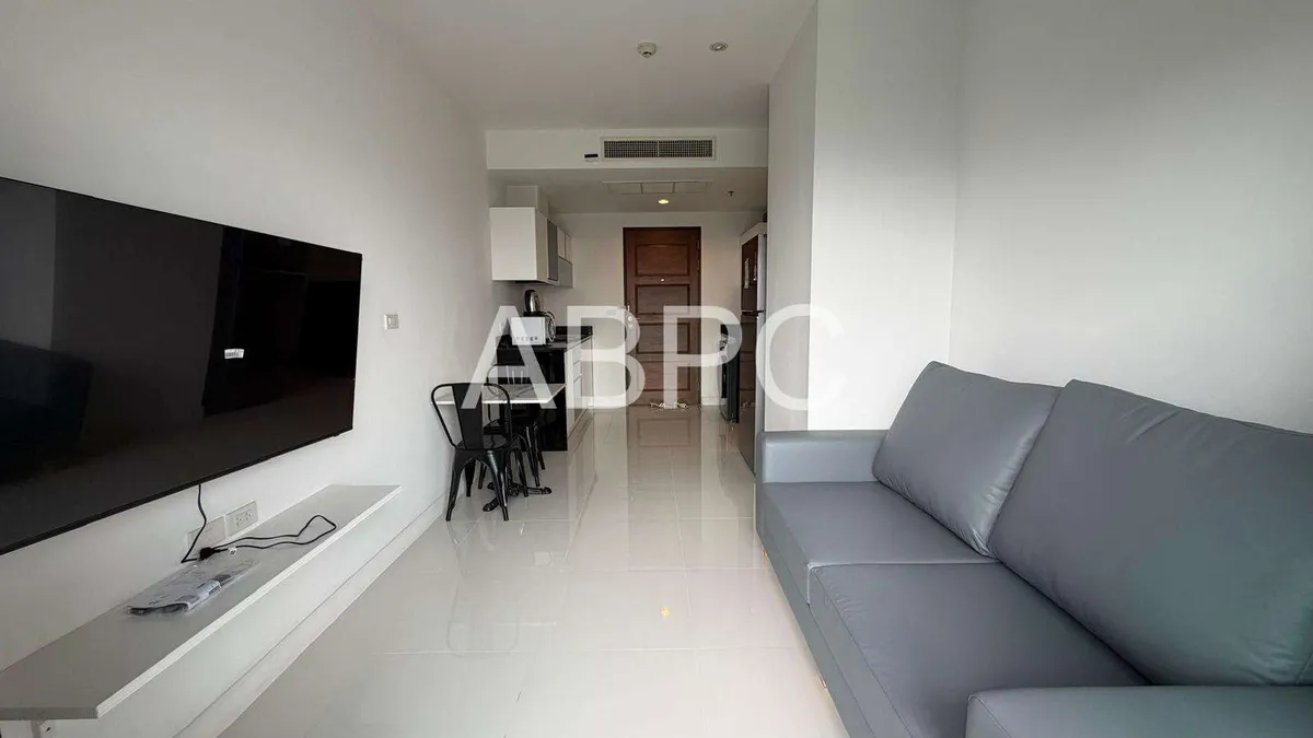 One Bedroom Condo For Rent In Prahtamnak photo 3