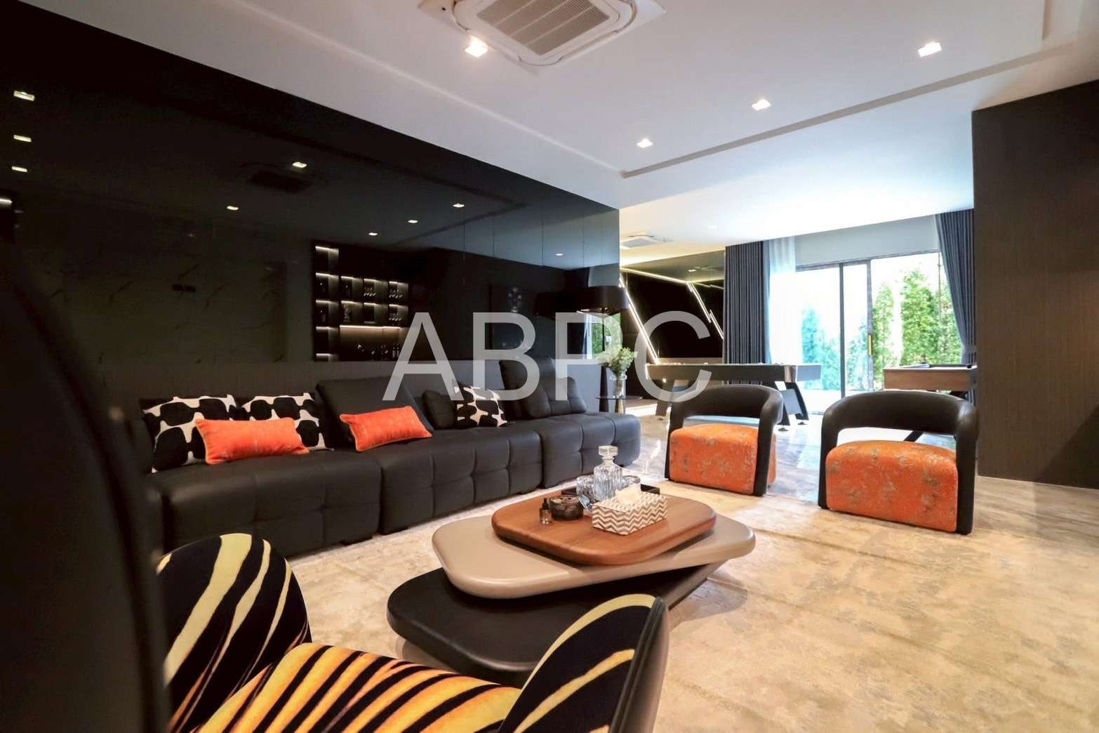 Luxury Pool Villa 4-story house 7 Bed 9 Bath in Pratumnak photo 5