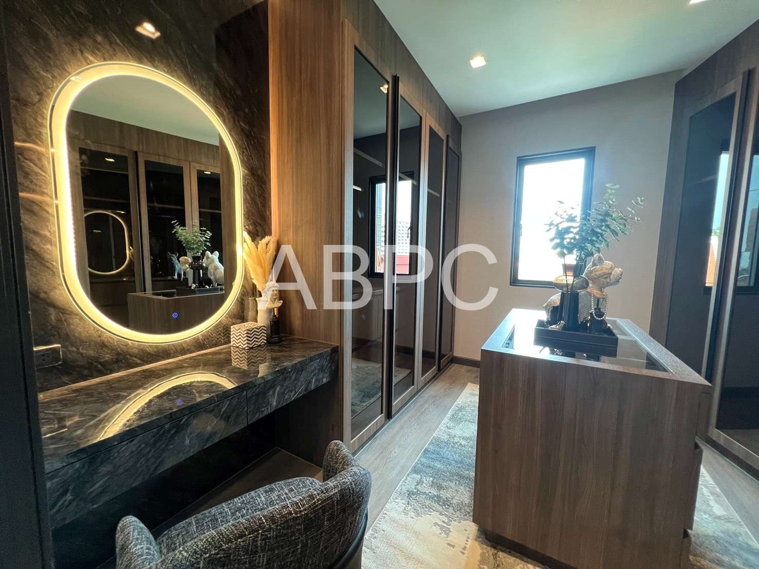 Luxury Pool Villa 4-story house 7 Bed 9 Bath in Pratumnak photo 9
