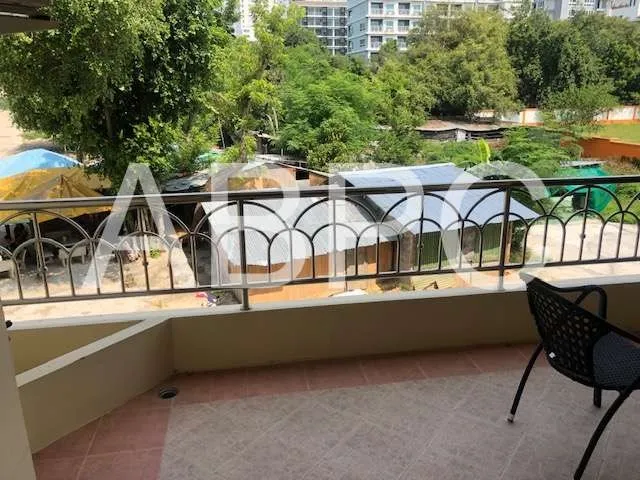 Modern 1 bedroom 1 bathroom in Pratamnak for Rent photo 4