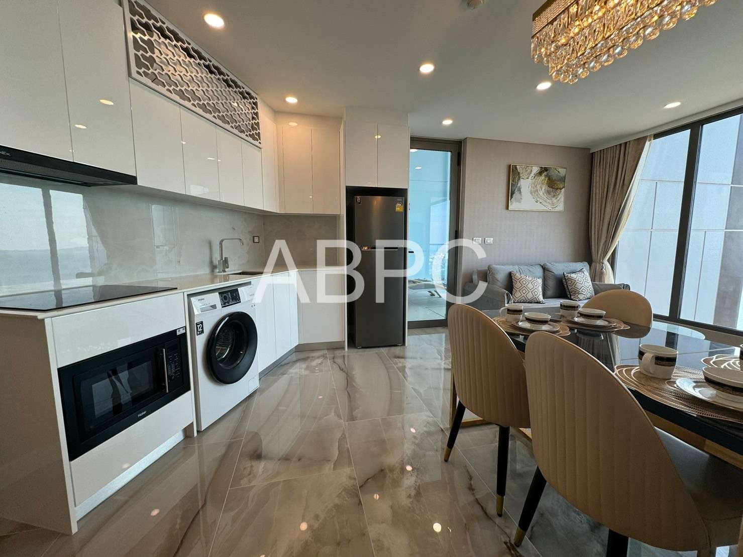 Private Pool One Bedroom Condo For Sale IN Jomtien photo 9