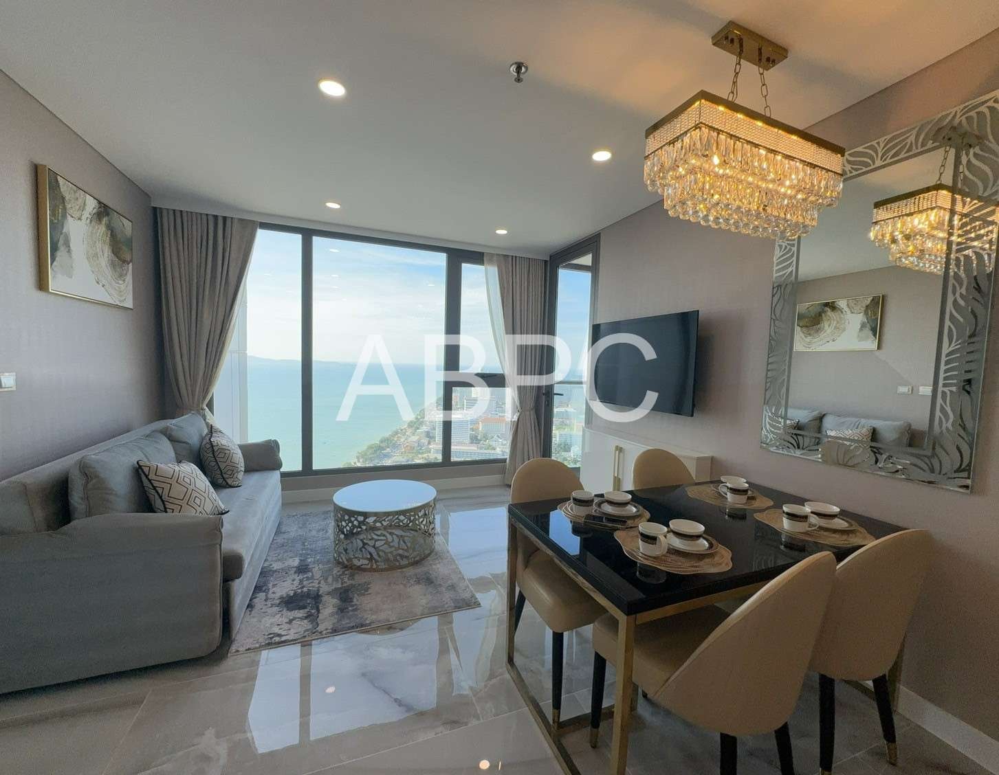 Private Pool One Bedroom Condo For Sale IN Jomtien photo 6