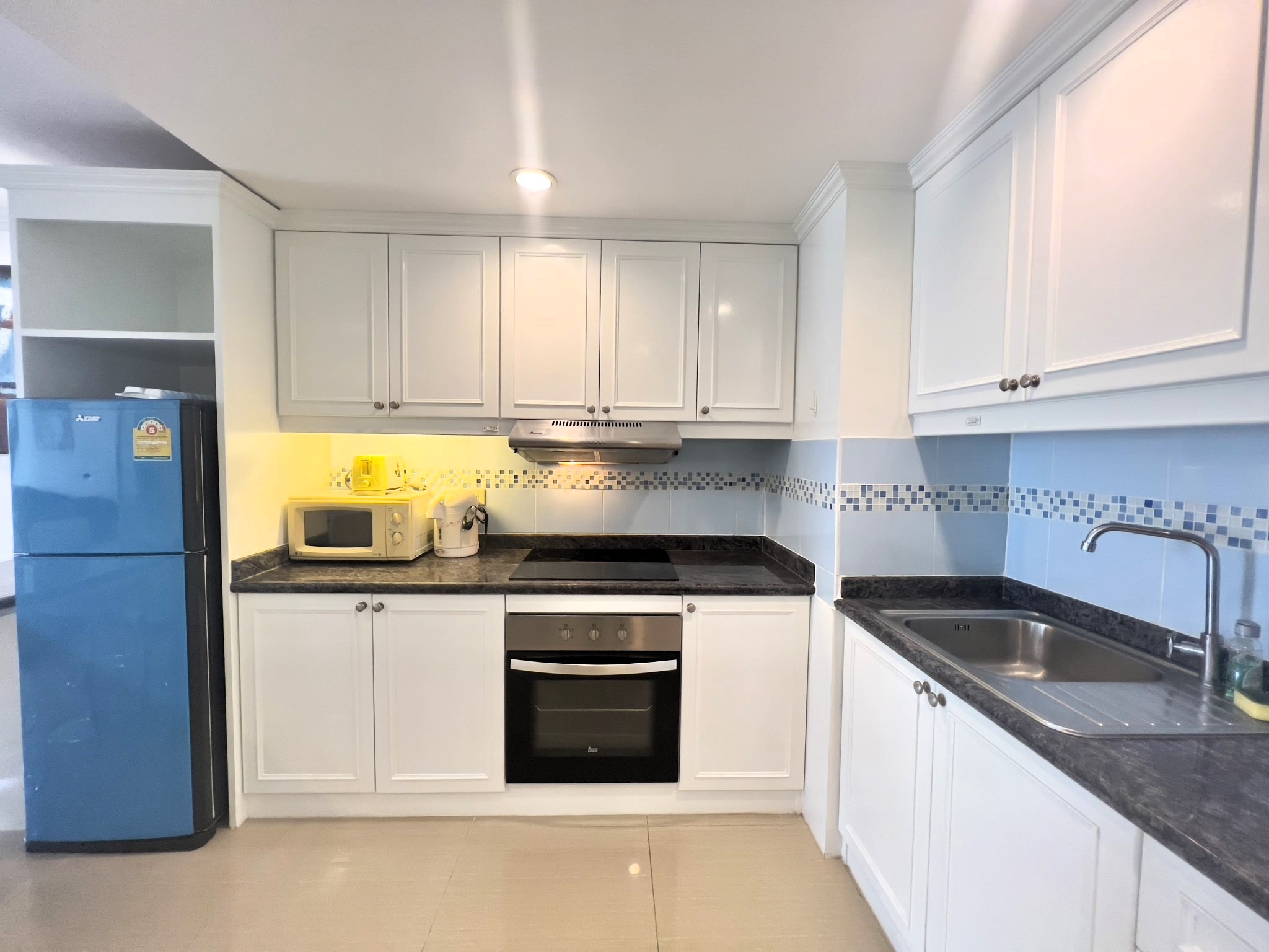 Spacious 1 bedroom 1 bathroom in Jomtien for Sale/Rent photo 14