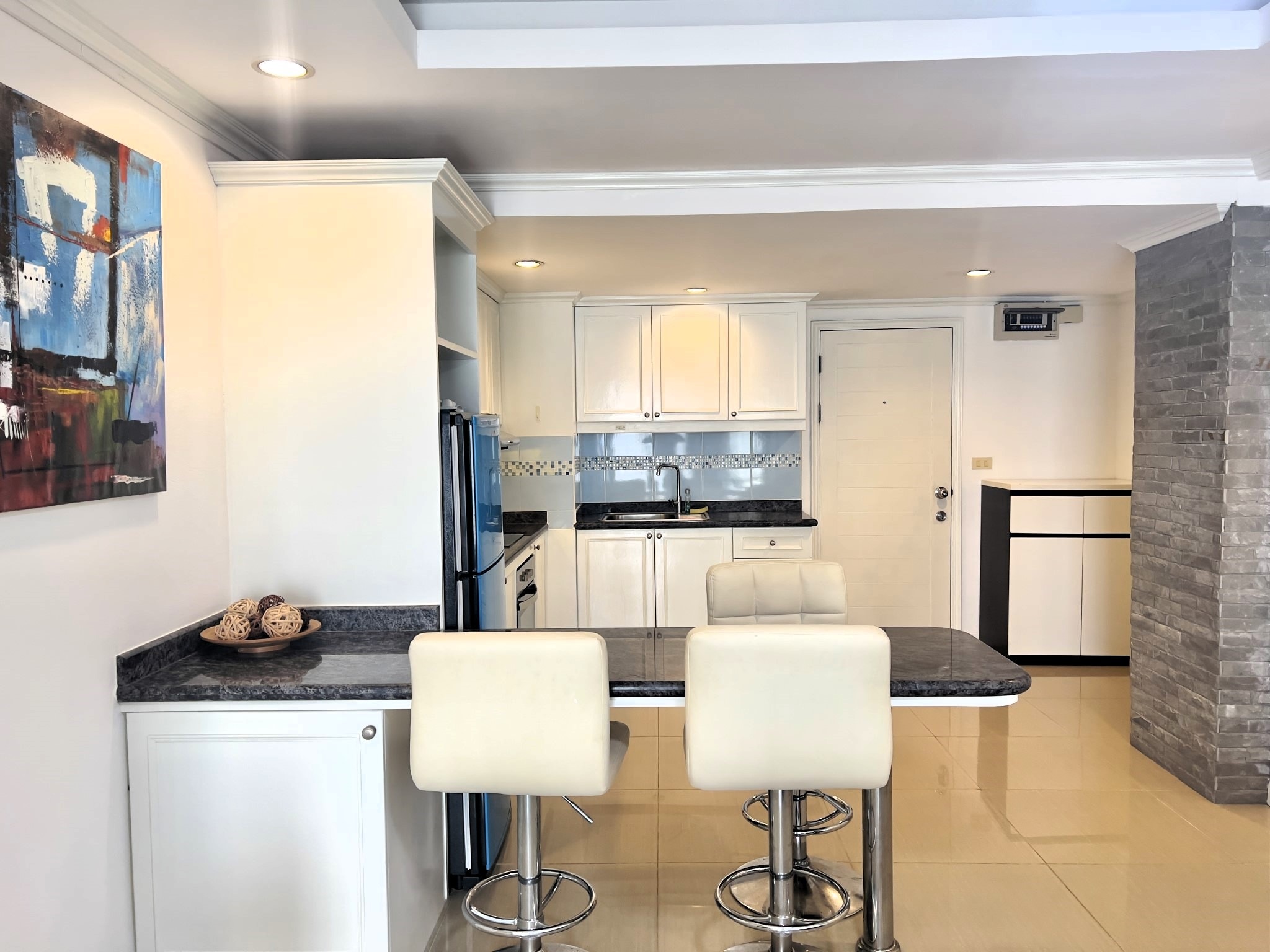 Spacious 1 bedroom 1 bathroom in Jomtien for Sale/Rent photo 15