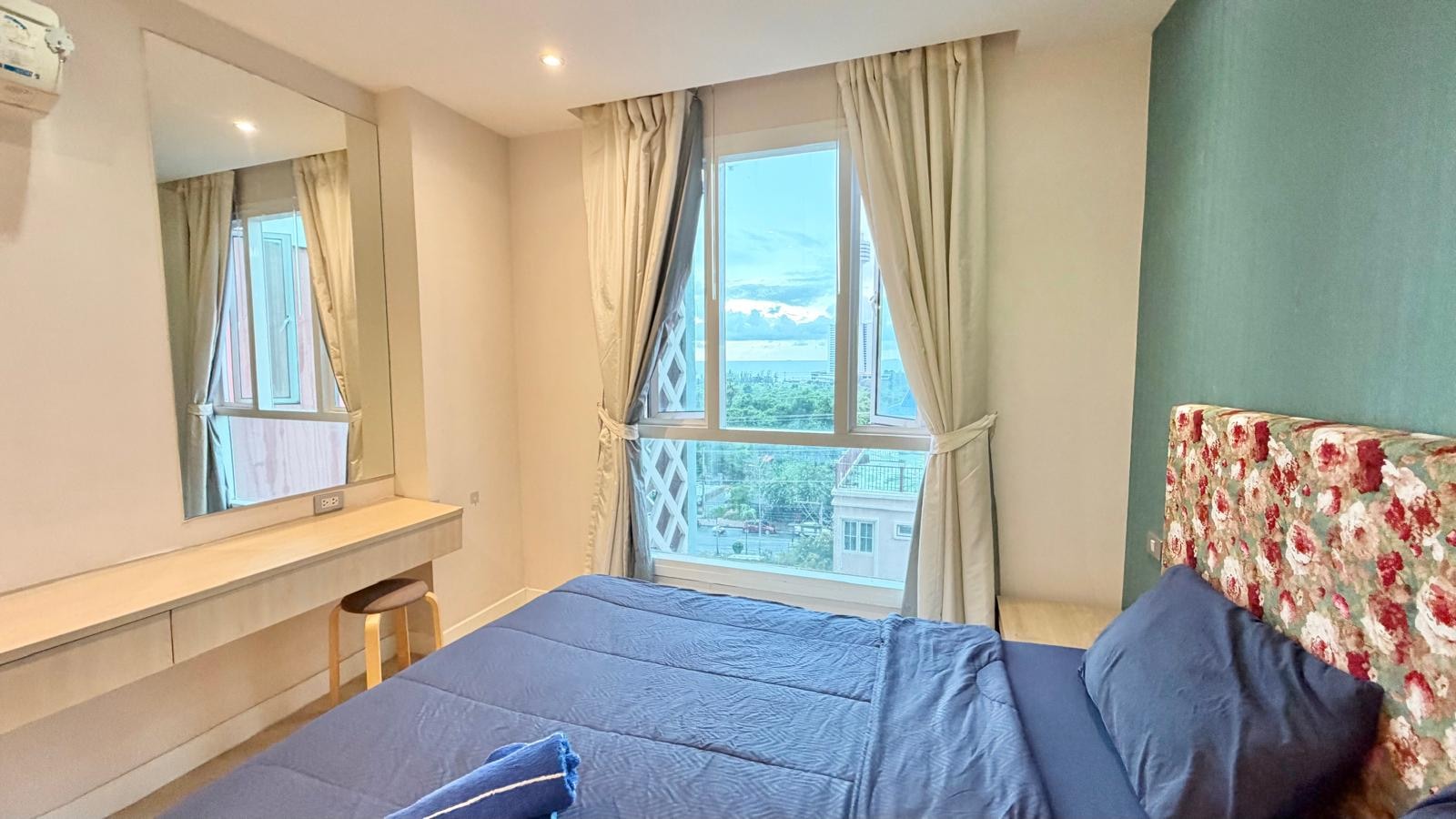 Sea-View One Bedroom Condo For Sale Or Rent  On Tappraya photo 25