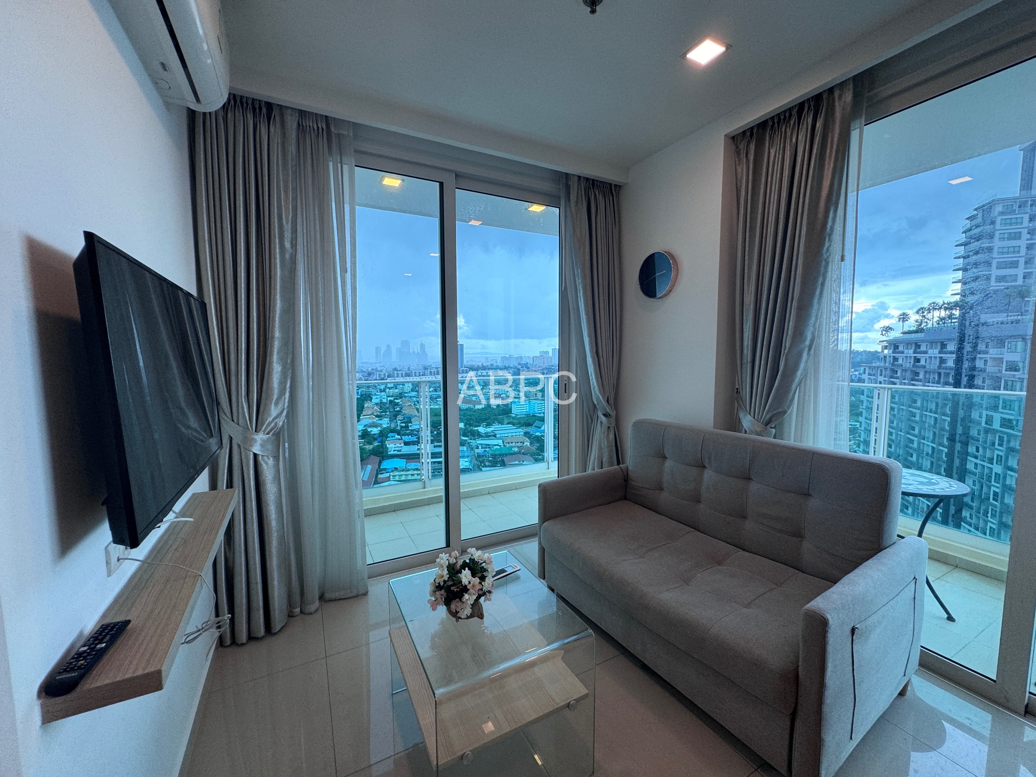 1 Bedroom 1 Bathroom City Garden Tower photo 7